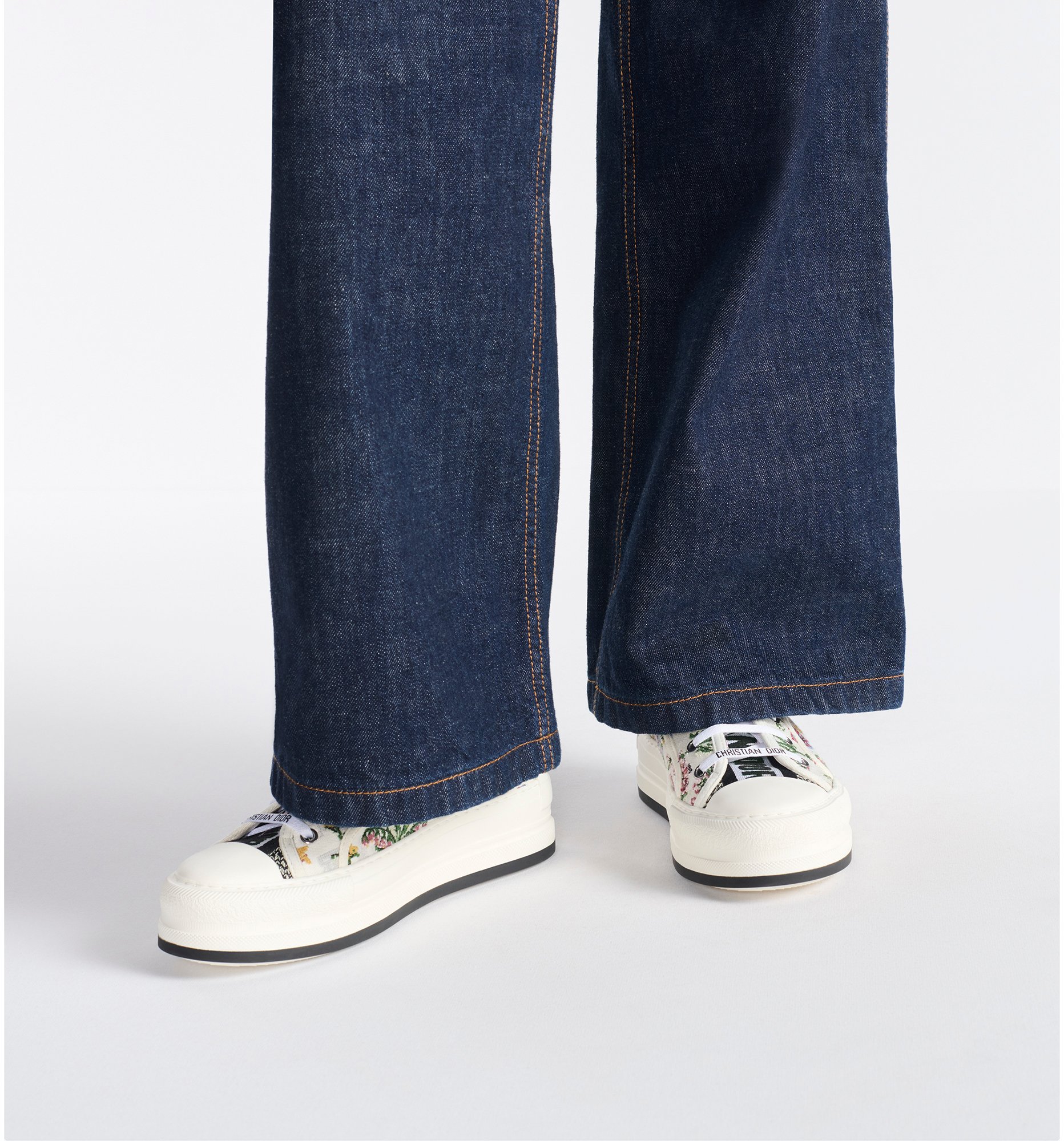 aria_look Dioramour Walk'n'Dior Platform Sneaker