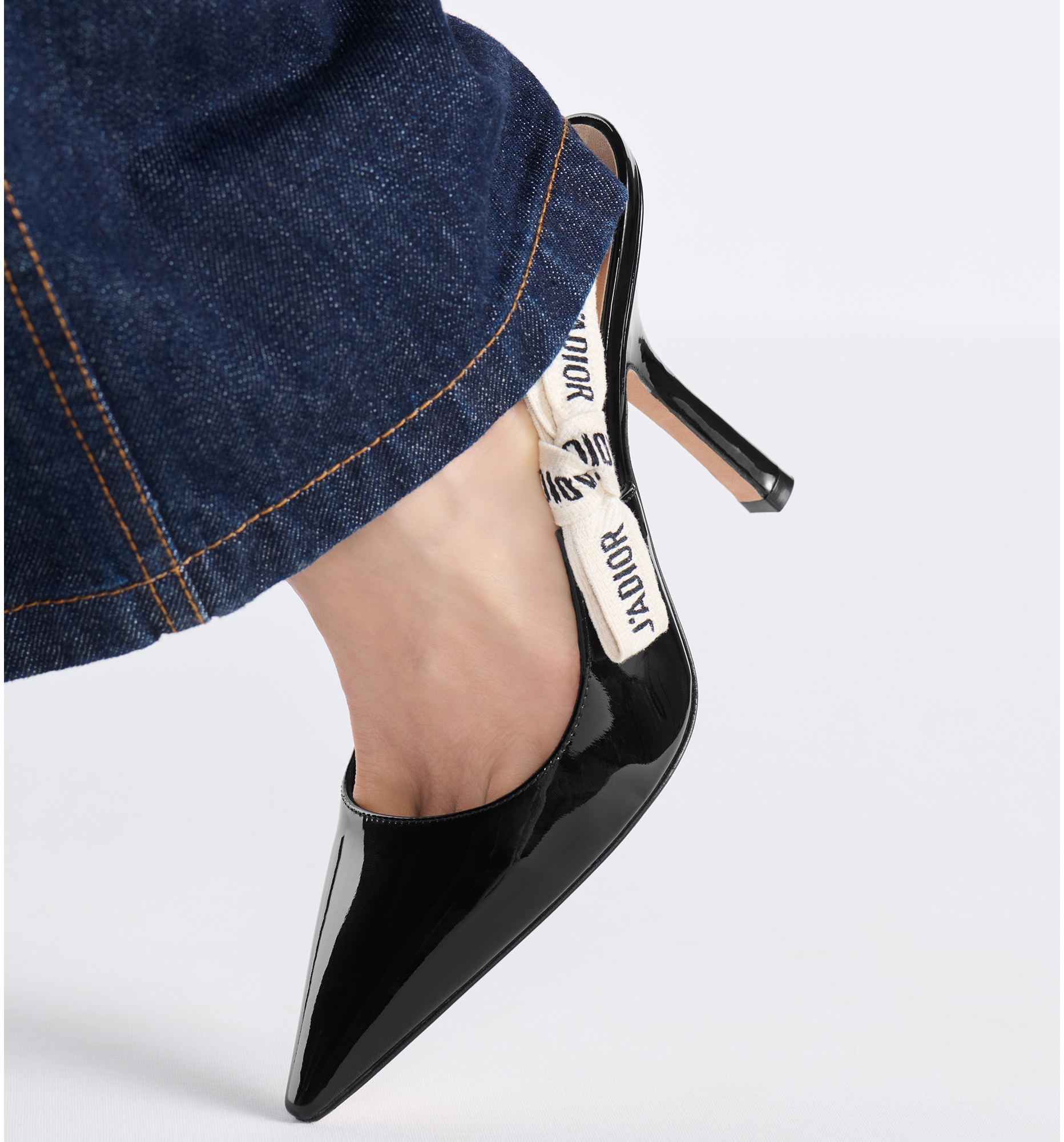 Escarpin slingback J Adior Cuir de veau verni noir DIOR
