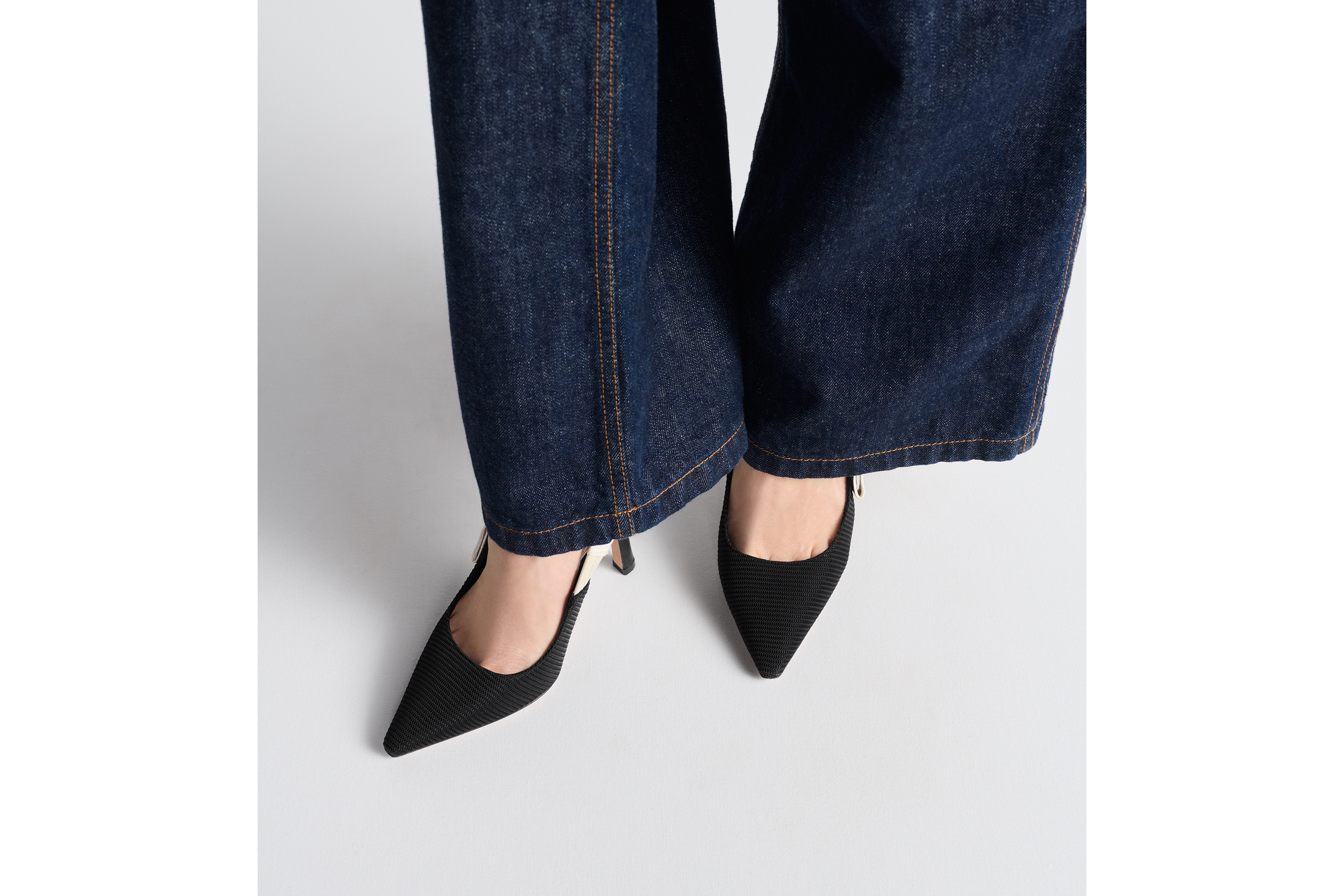 look_image_alt_prefix J'Adior Slingback-Pumps Funktionsstoff in Schwarz E15