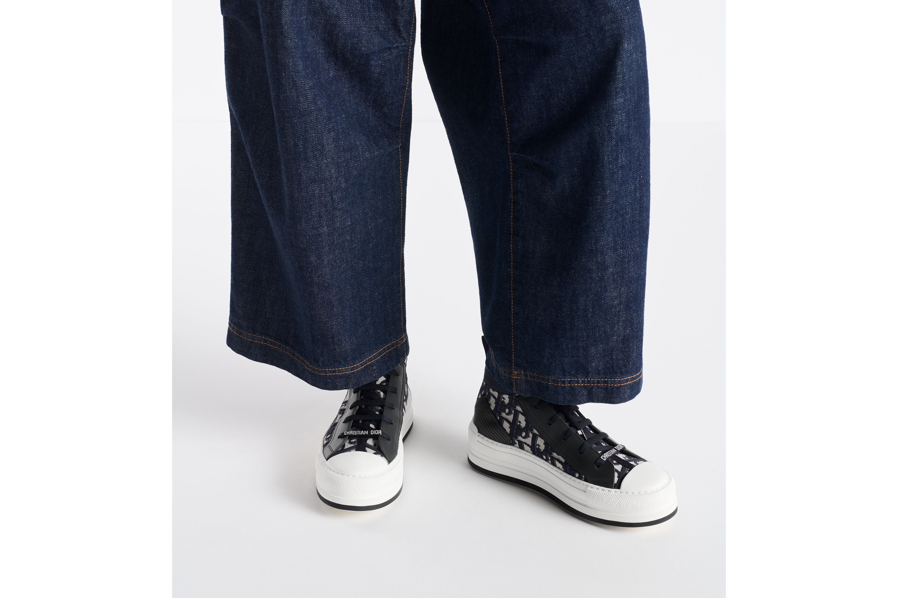 Look Walk'n'Dior Platform Sneaker Deep Blue Dior Oblique Technical Mesh and Calfskin E14