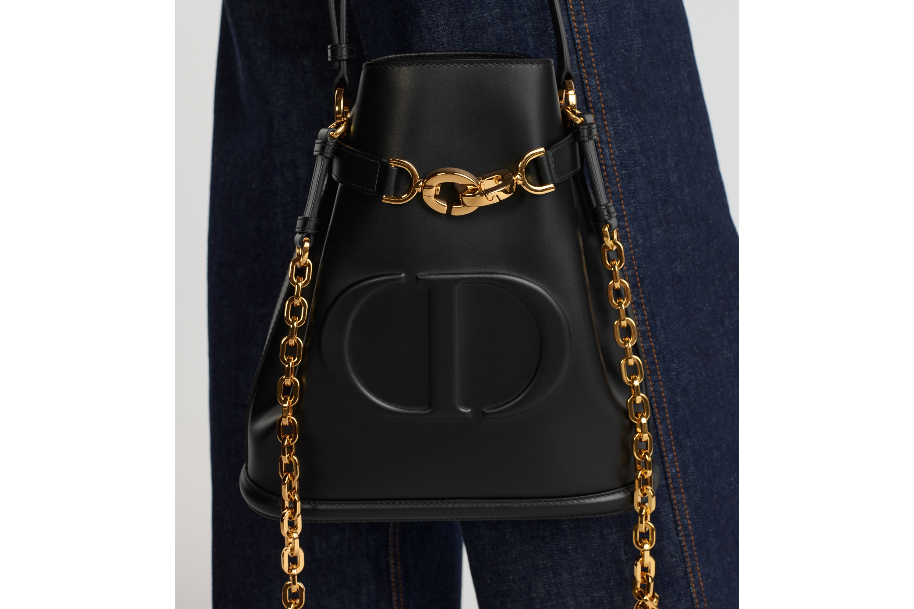 Look Medium C'est Dior Bag Black CD-Embossed Calfskin E17