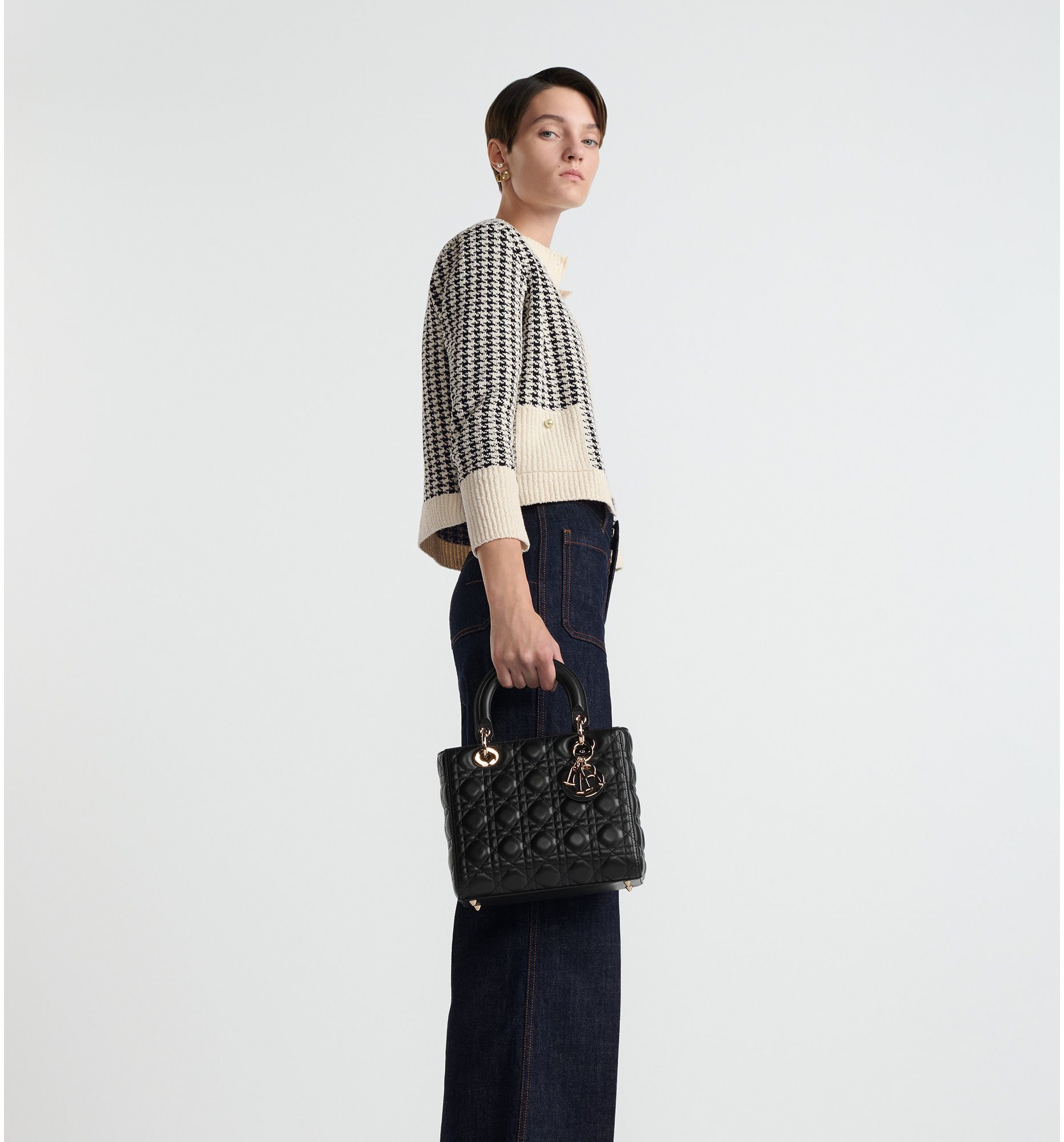 Dior Caro バックパック ミディアム