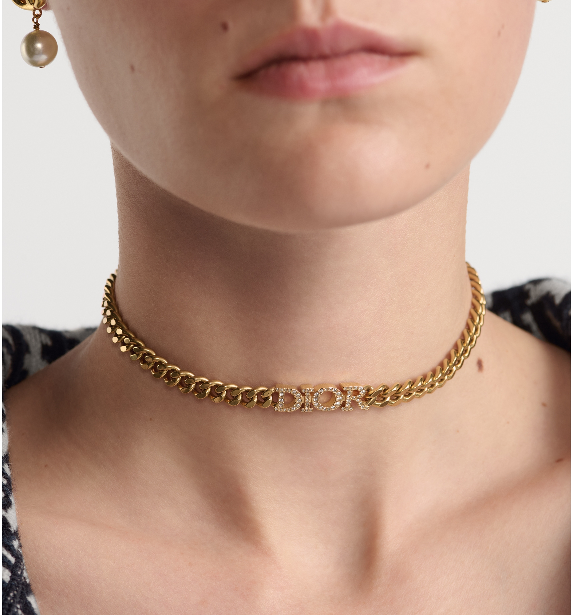 Dior evolution choker top