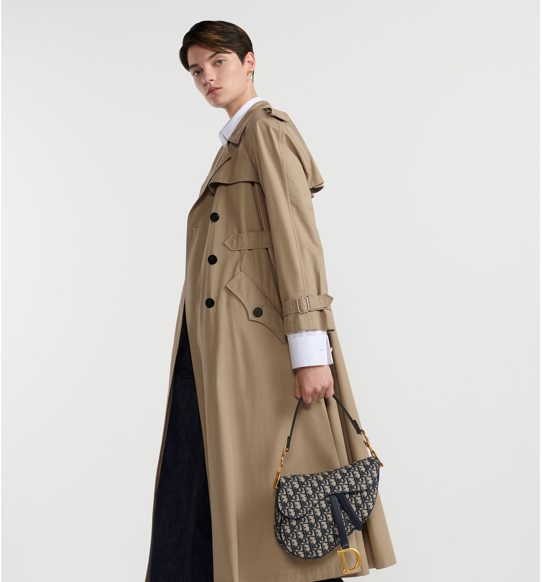 aria_look Saddle Bag with Strap Three quarter back view