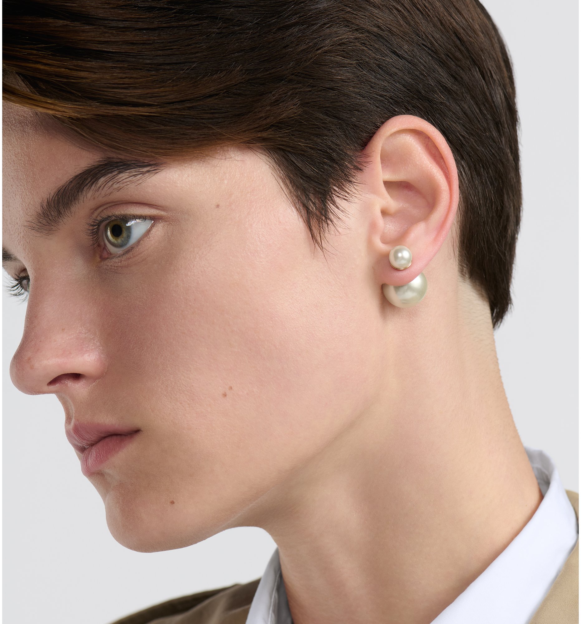DIOR Tribales Earrings Gold Finish Metal And White Resin Pearls Women