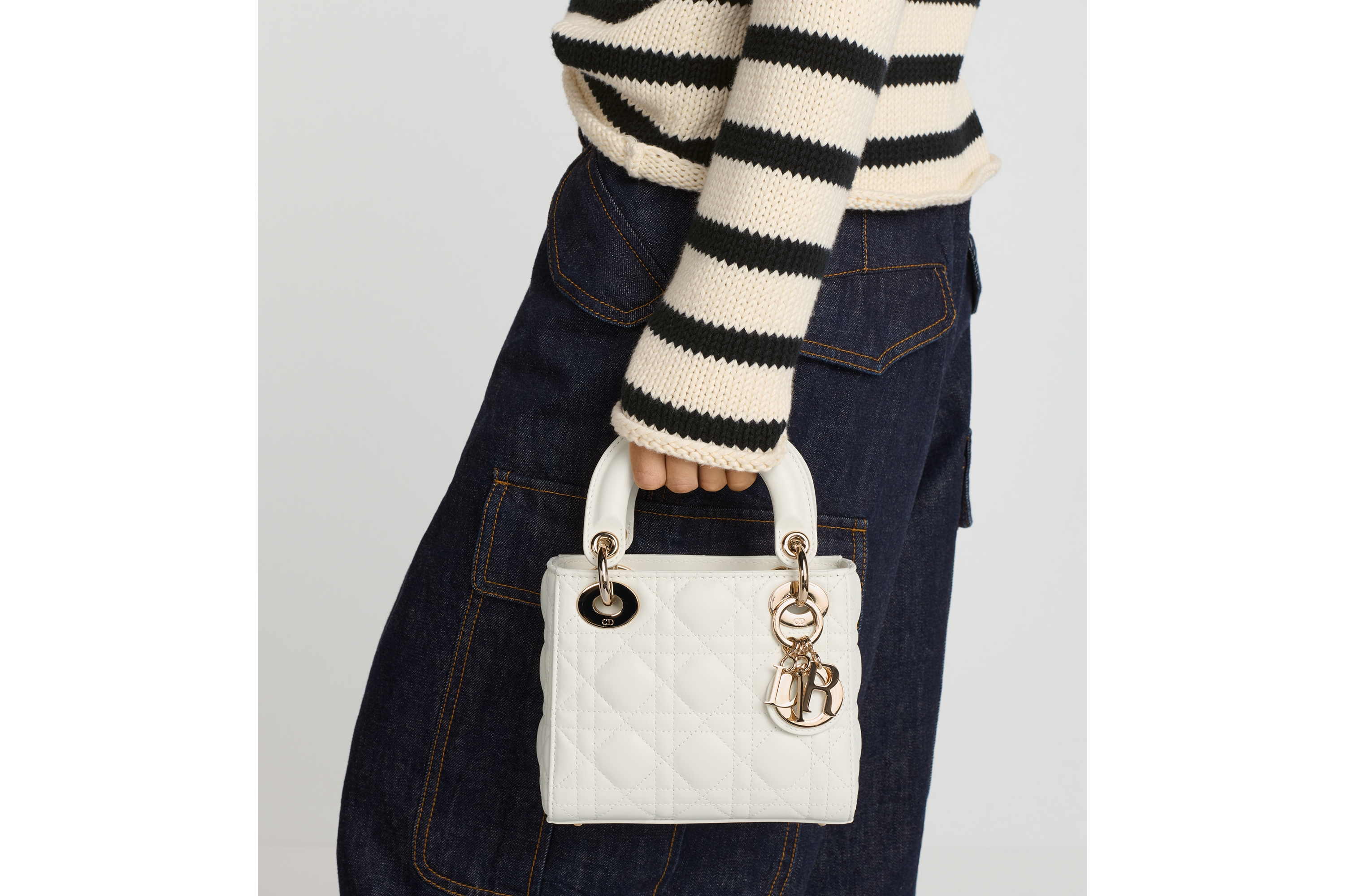 Look Mini Lady Dior Bag Latte Cannage Lambskin E10