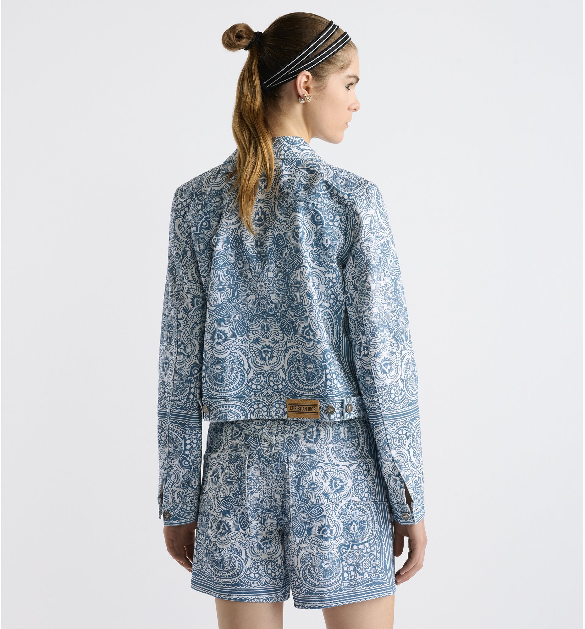 aria_look Jacket Top shot view