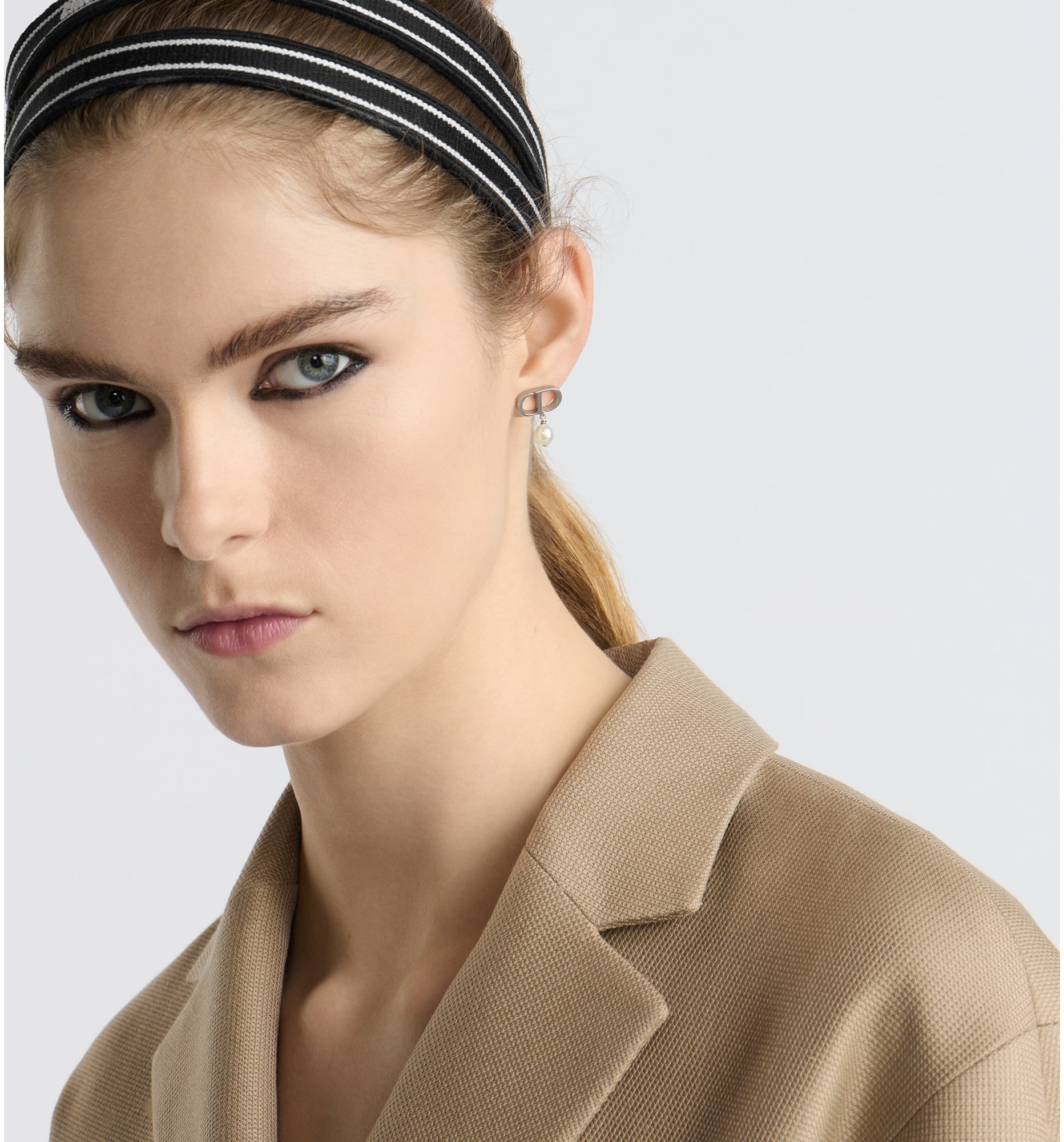 aria_look Petit CD Earrings Unfolded view