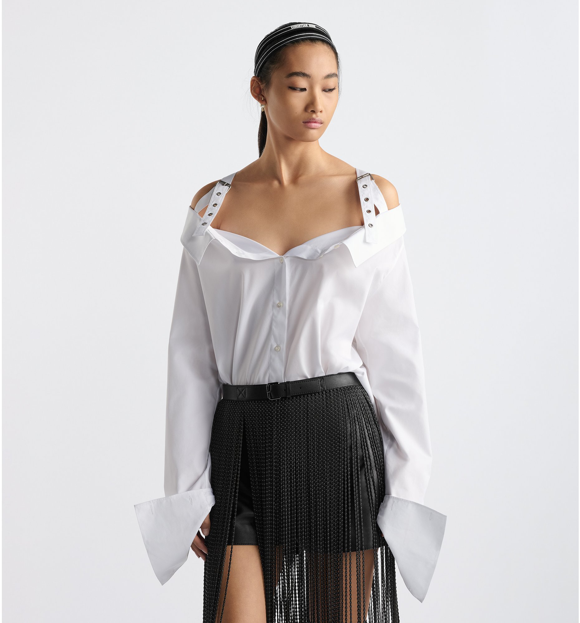 aria_look Blouse Three quarter opened view