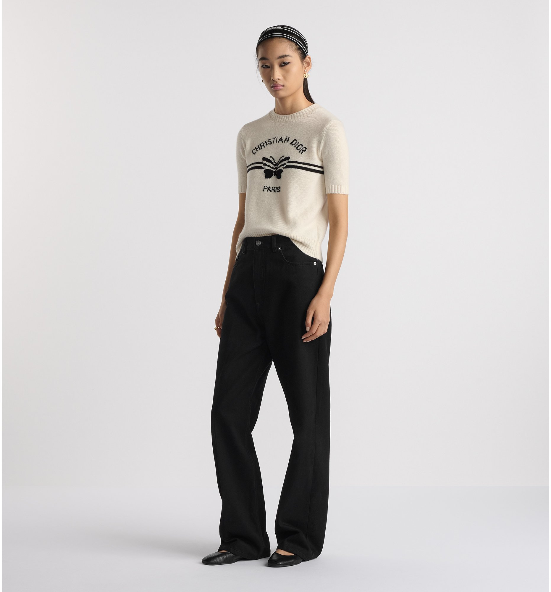 aria_look Short-Sleeved Sweater Front view