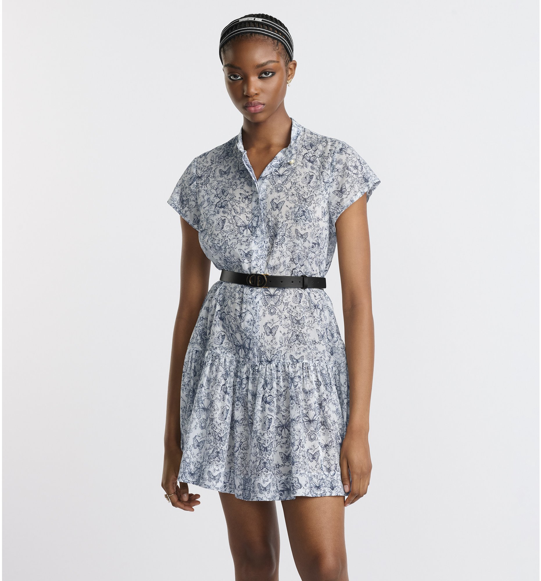 aria_look Short Dress Three quarter opened view