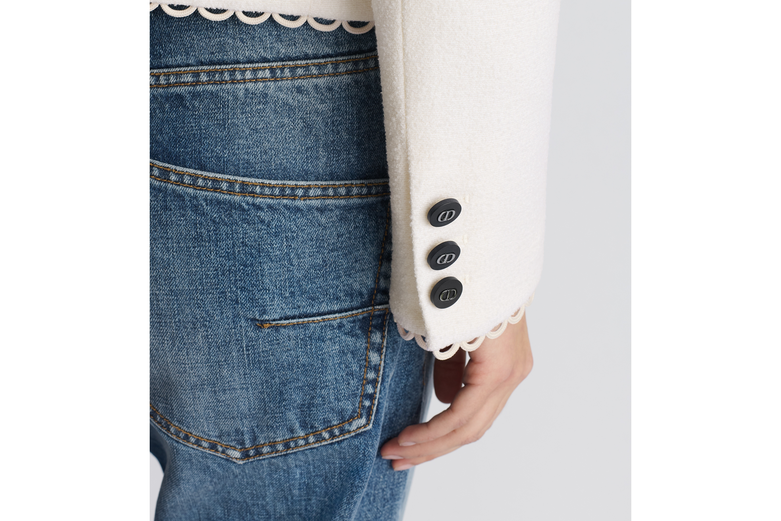 look_image_alt_prefix Chaqueta corta Buclé reversible de lana virgen crudo E11