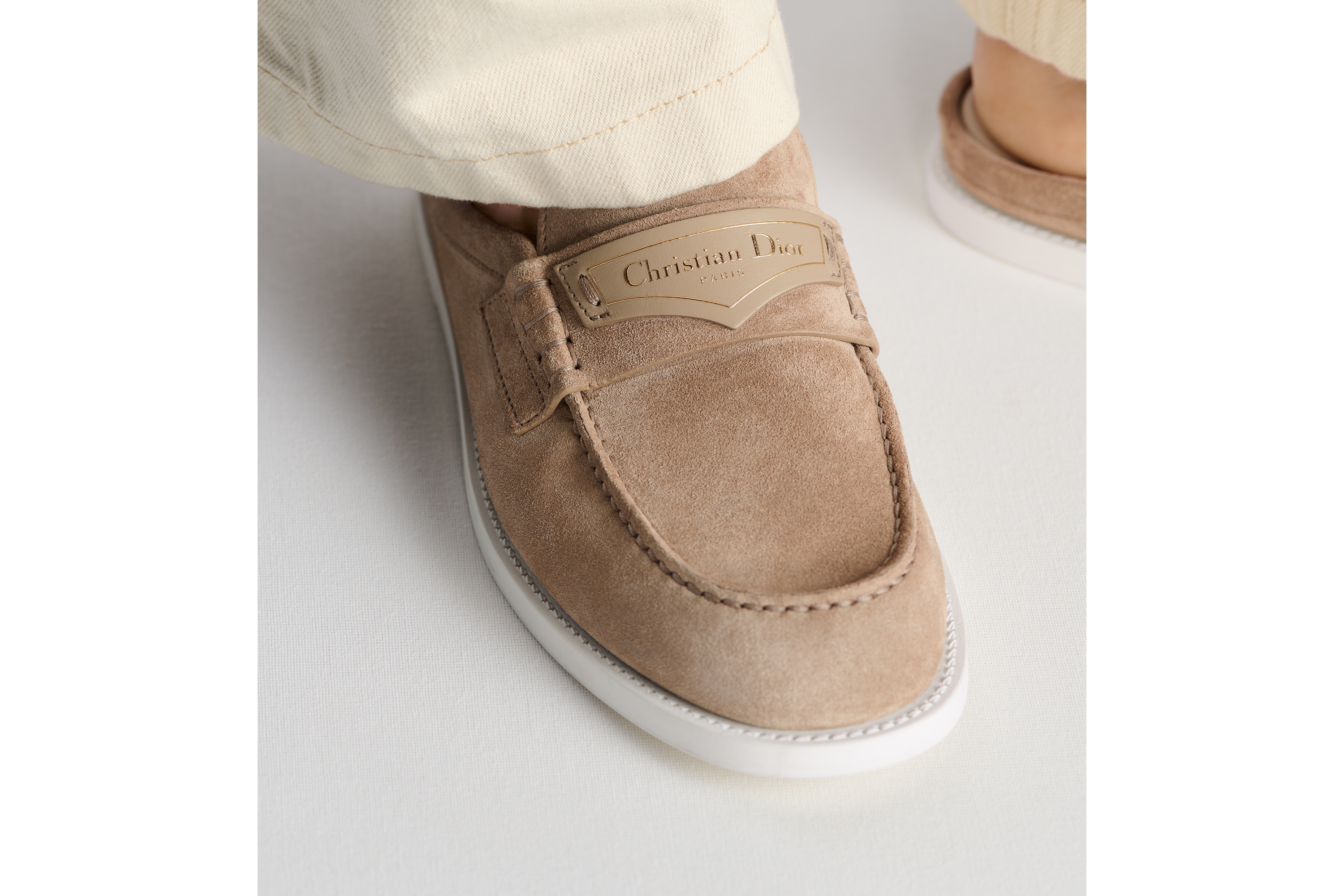 look_image_alt_prefix Dior Boy ミュール スエードカーフスキン E15