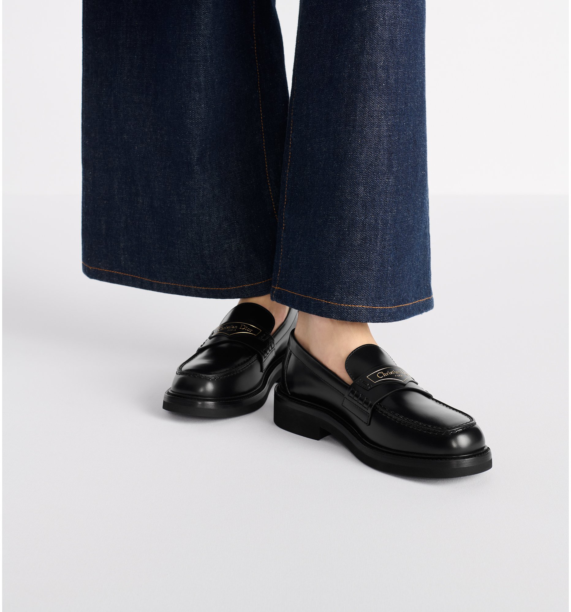 aria_look Dior Boy Loafer