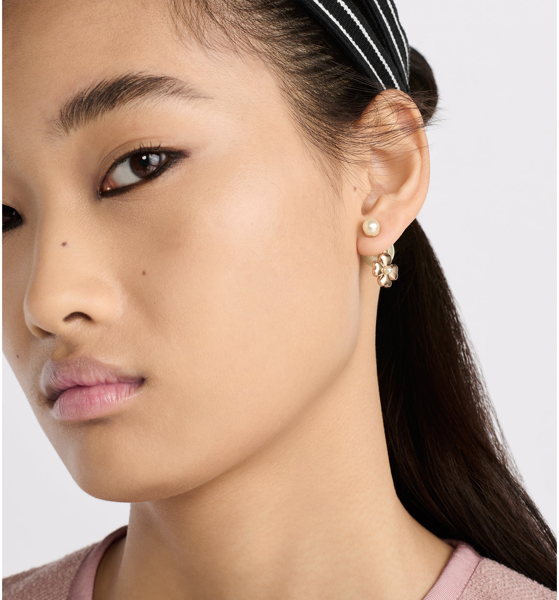 aria_look Boucles d'oreilles Dior Tribales Vue dépliée
