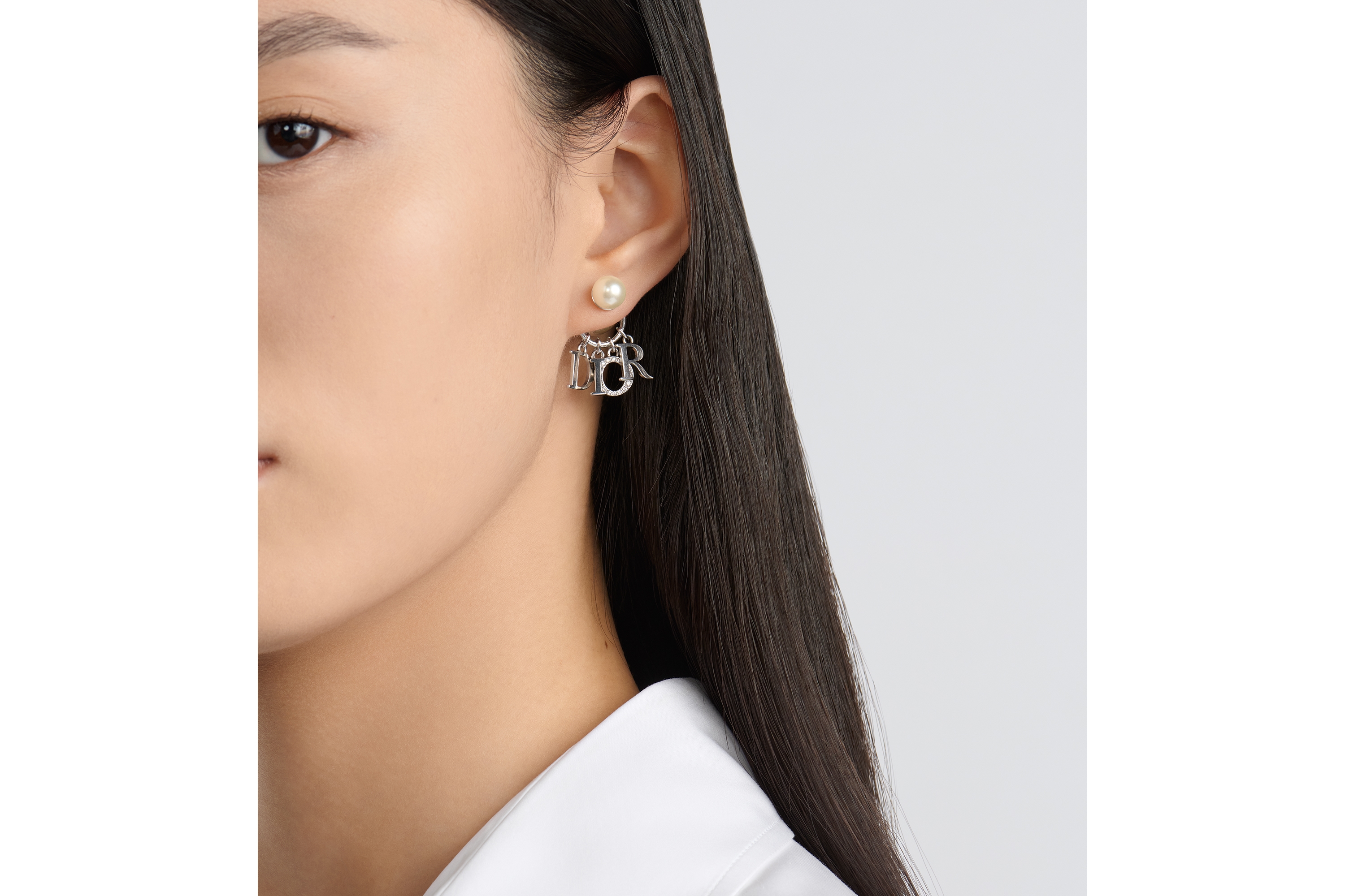 Look Dior Tribales Earrings Silver-Finish Metal with White Resin Pearls and White Crystals E07