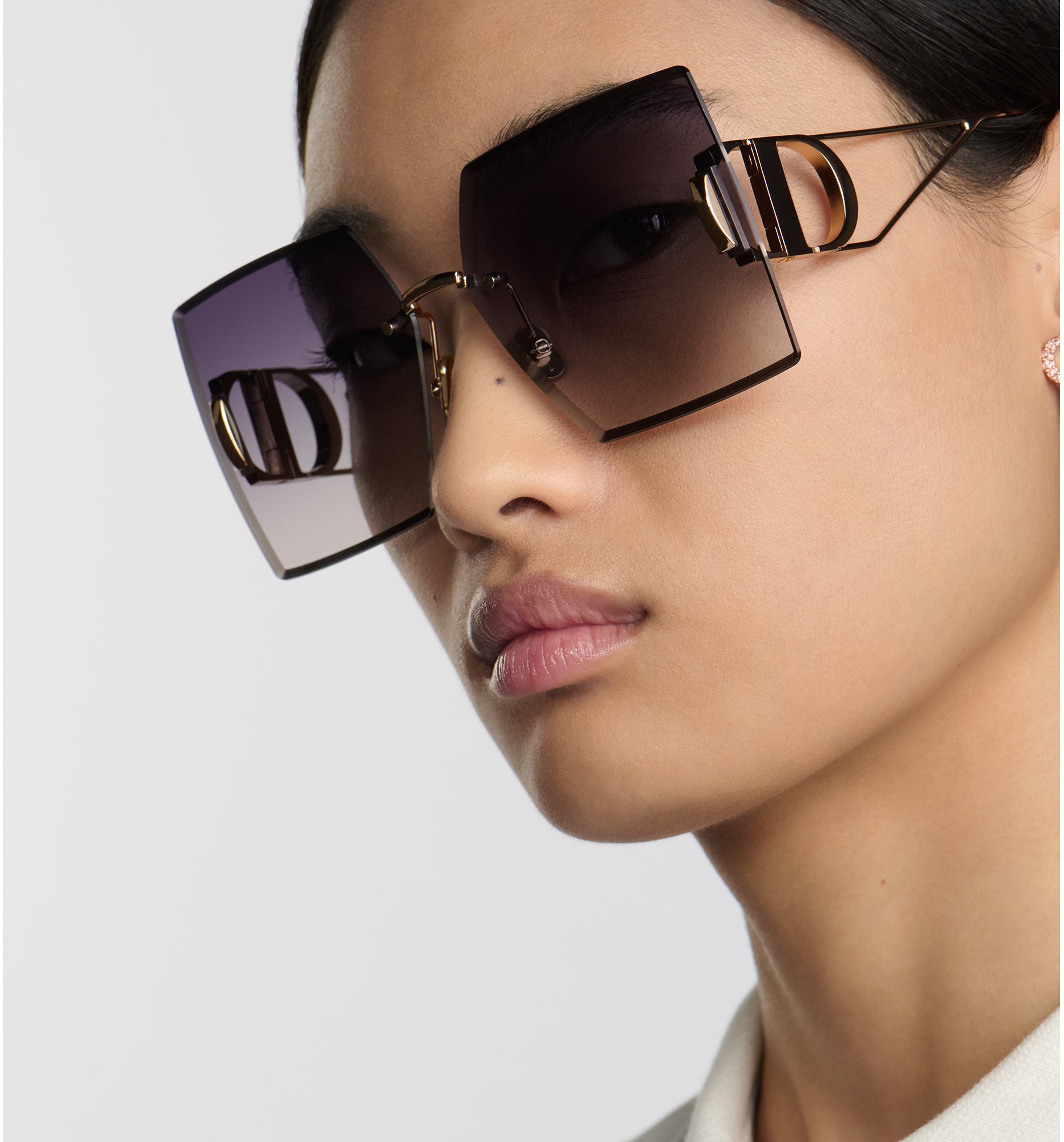 aria_look 30Montaigne S7U Unfolded view