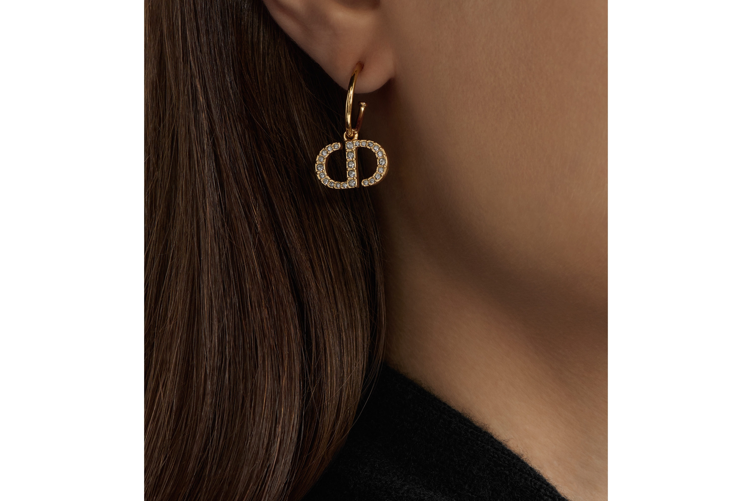 Look Petit CD Earrings Gold-Finish Metal with White Resin Pearl and White Crystals E08