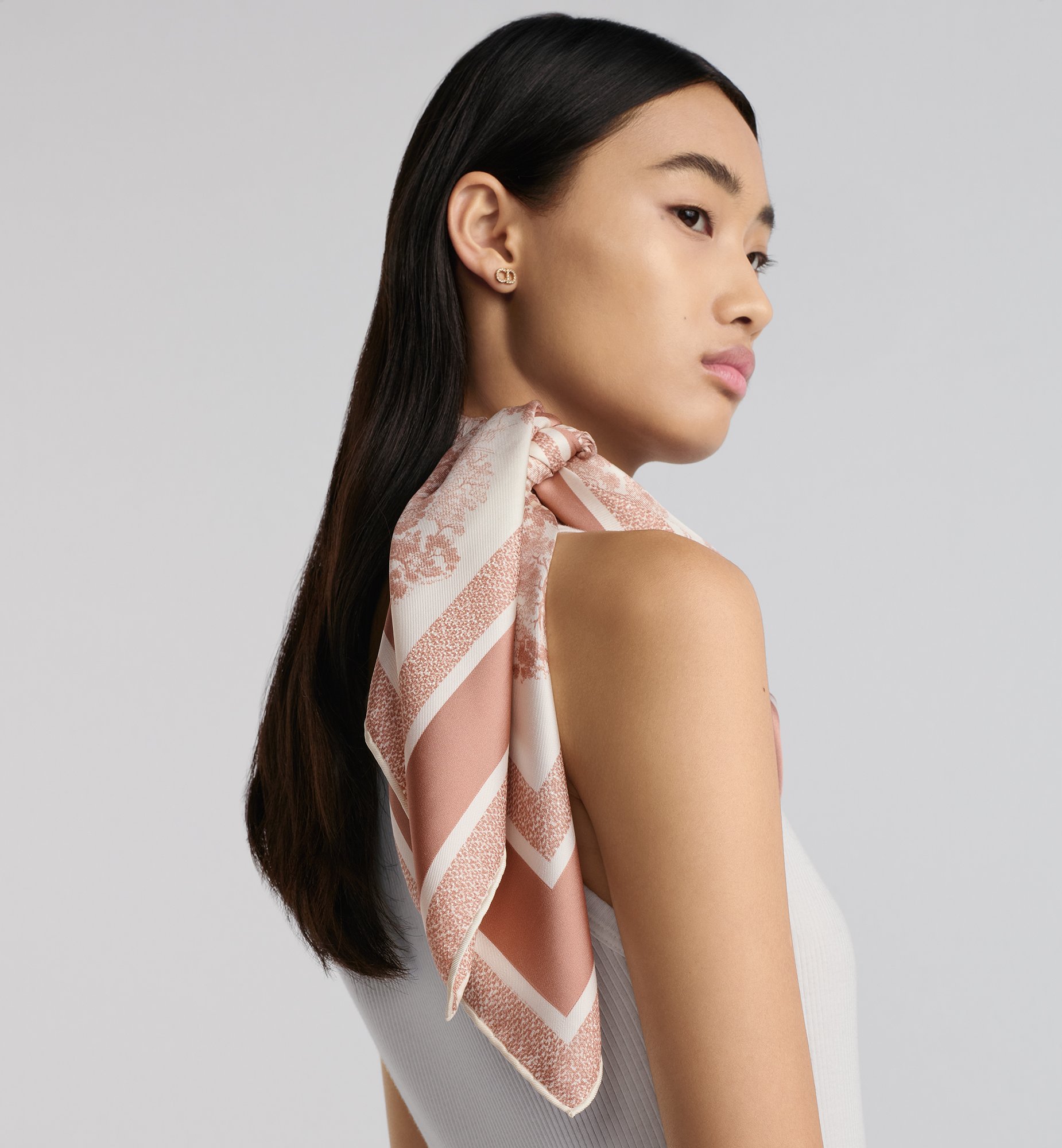 Toile de Jouy Sauvage 90 Square Scarf Ivory and Pink Silk Toile de Jouy Sauvage 90 Square Scarf Ivory and Pink Silk
