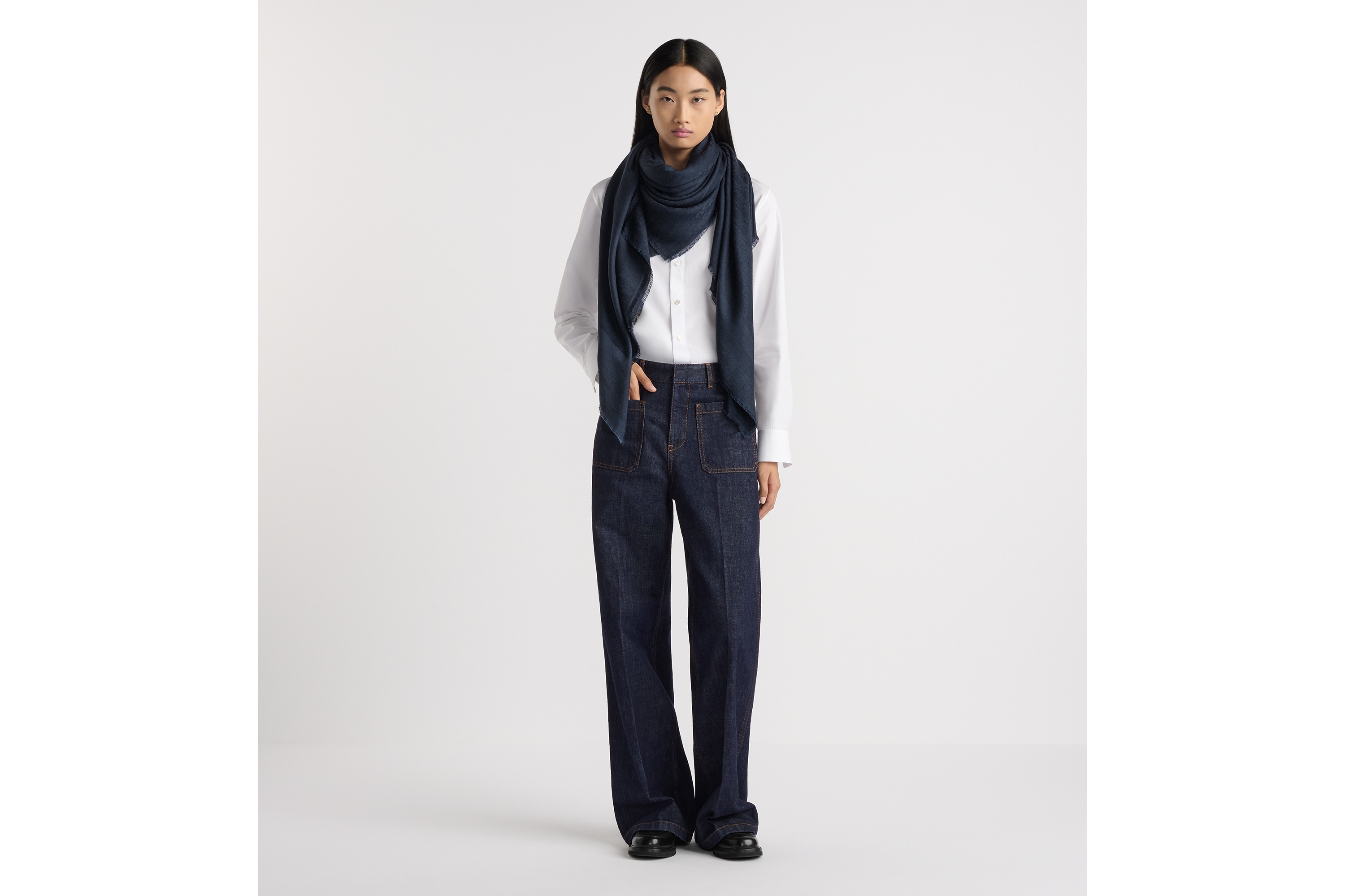 Look Dior Oblique Shawl Navy Blue Wool, Silk and Cashmere E17