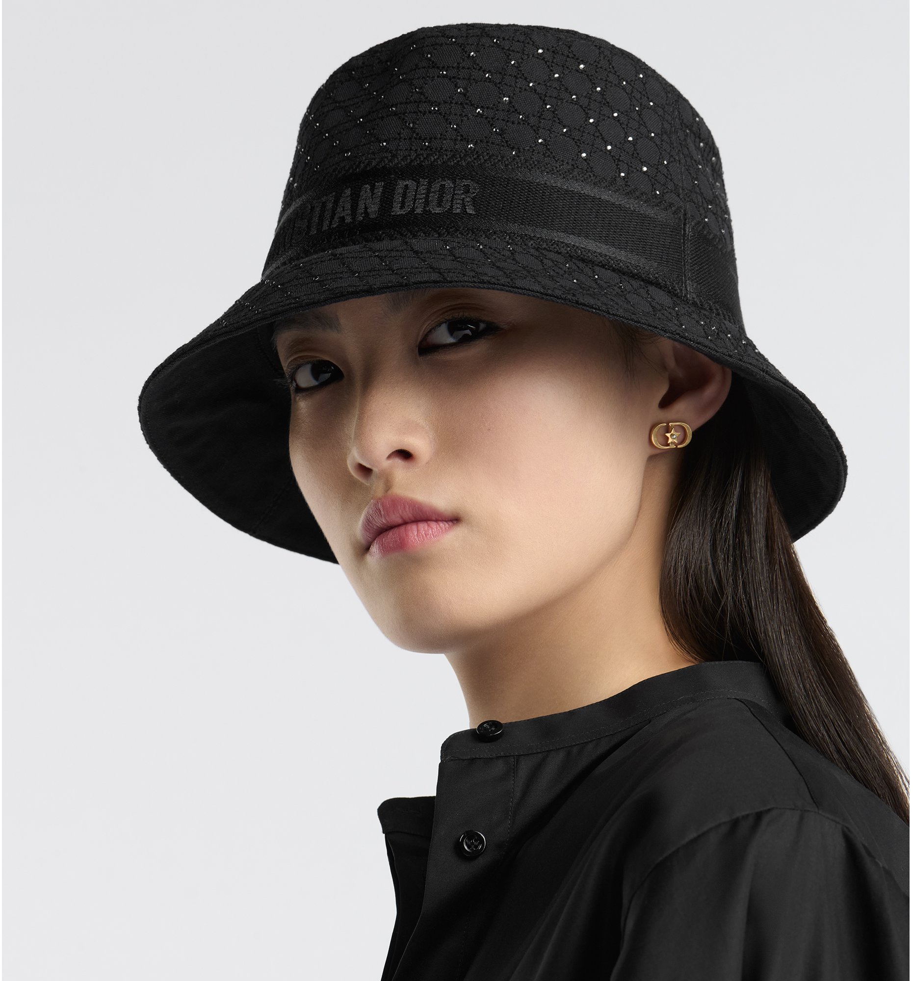 aria_look D-Bobby Cannage Small Brim Bucket Hat Unfolded view
