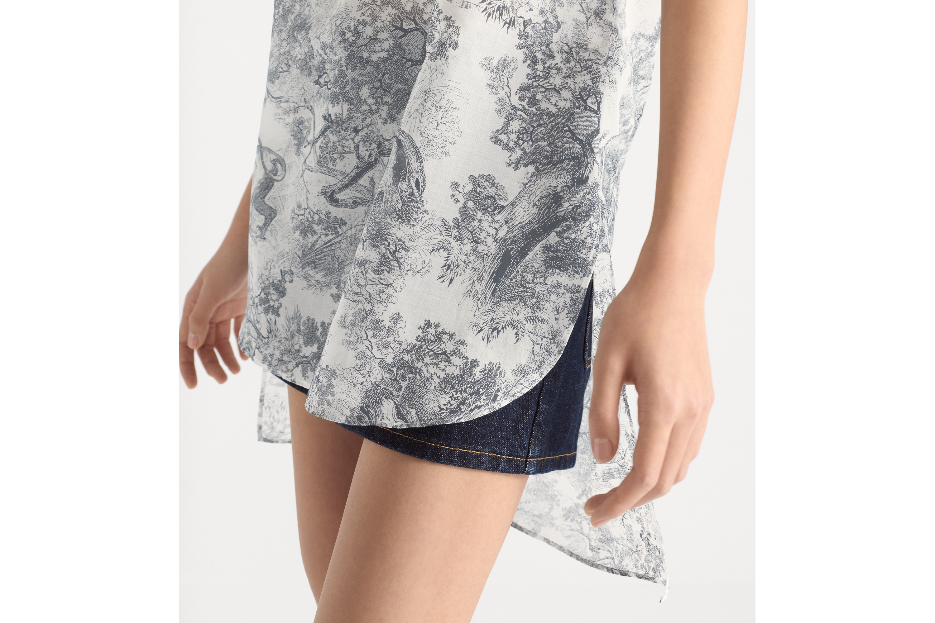 Look Dioriviera Long Blouse with Cap Sleeves White and Navy Blue Toile de Jouy Sauvage Cotton Muslin E10