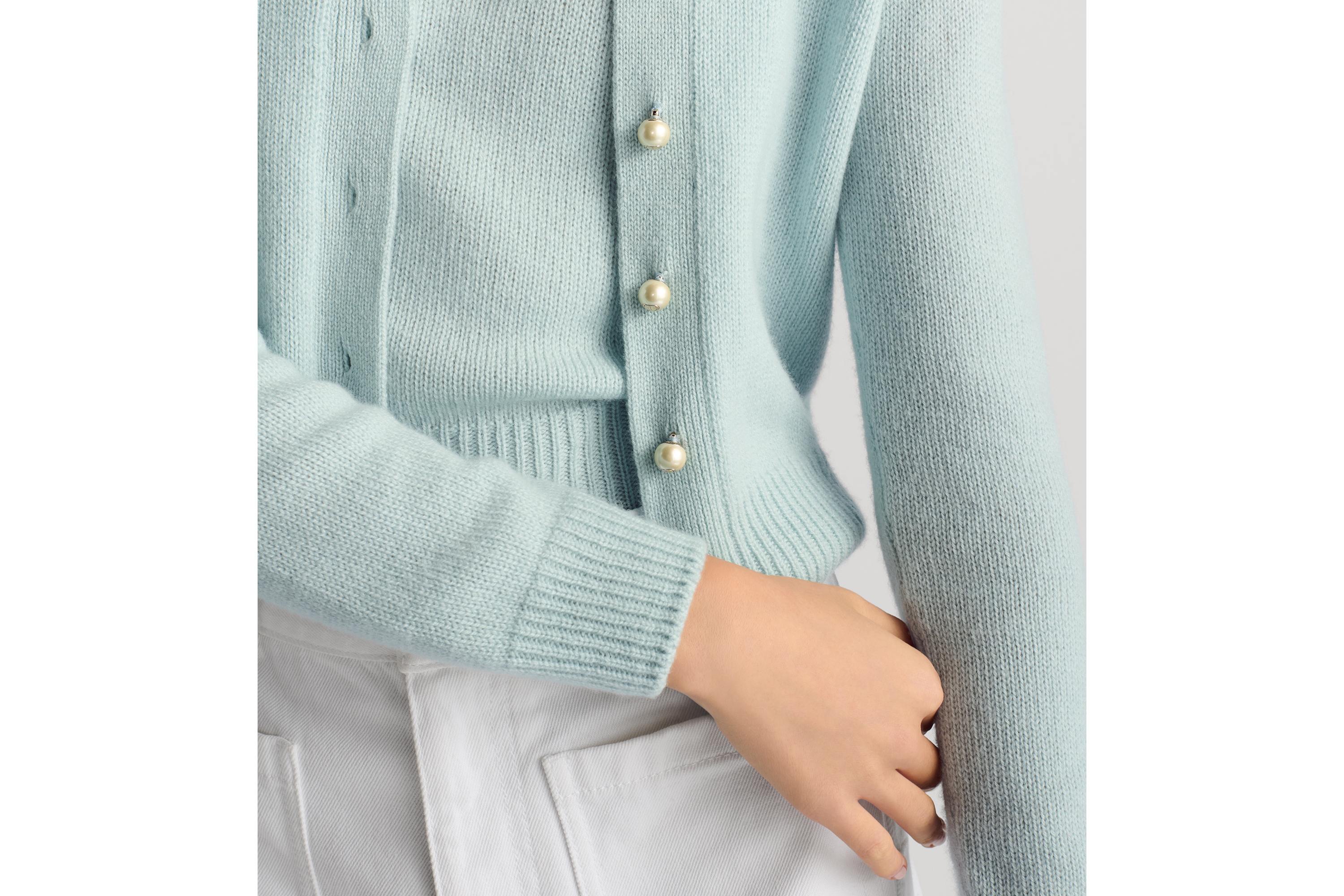 look_image_alt_prefix ツインセット カシミヤニット E11