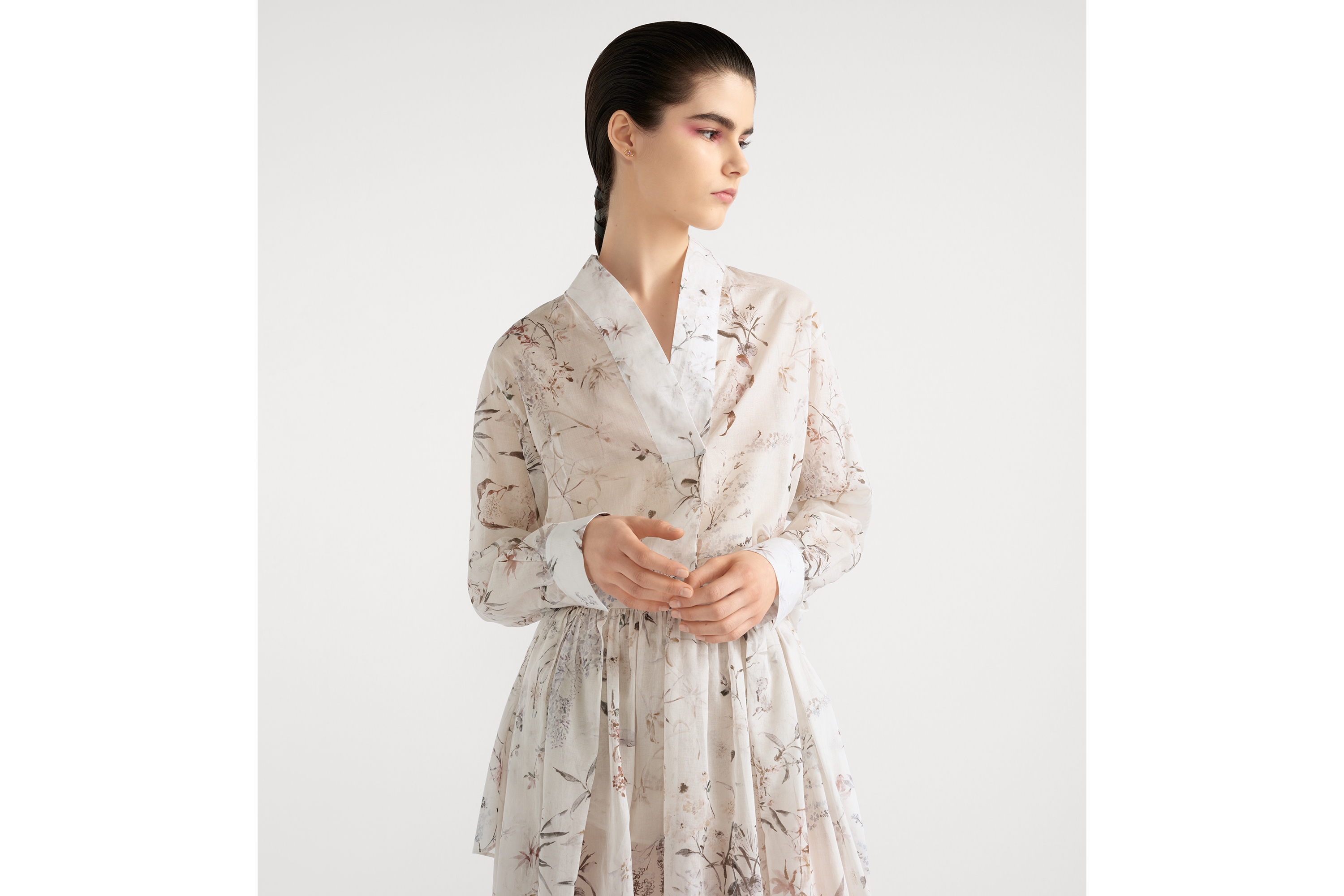 Long Blouse Ecru Cotton Muslin with Multicolor Millefiori Motif E05