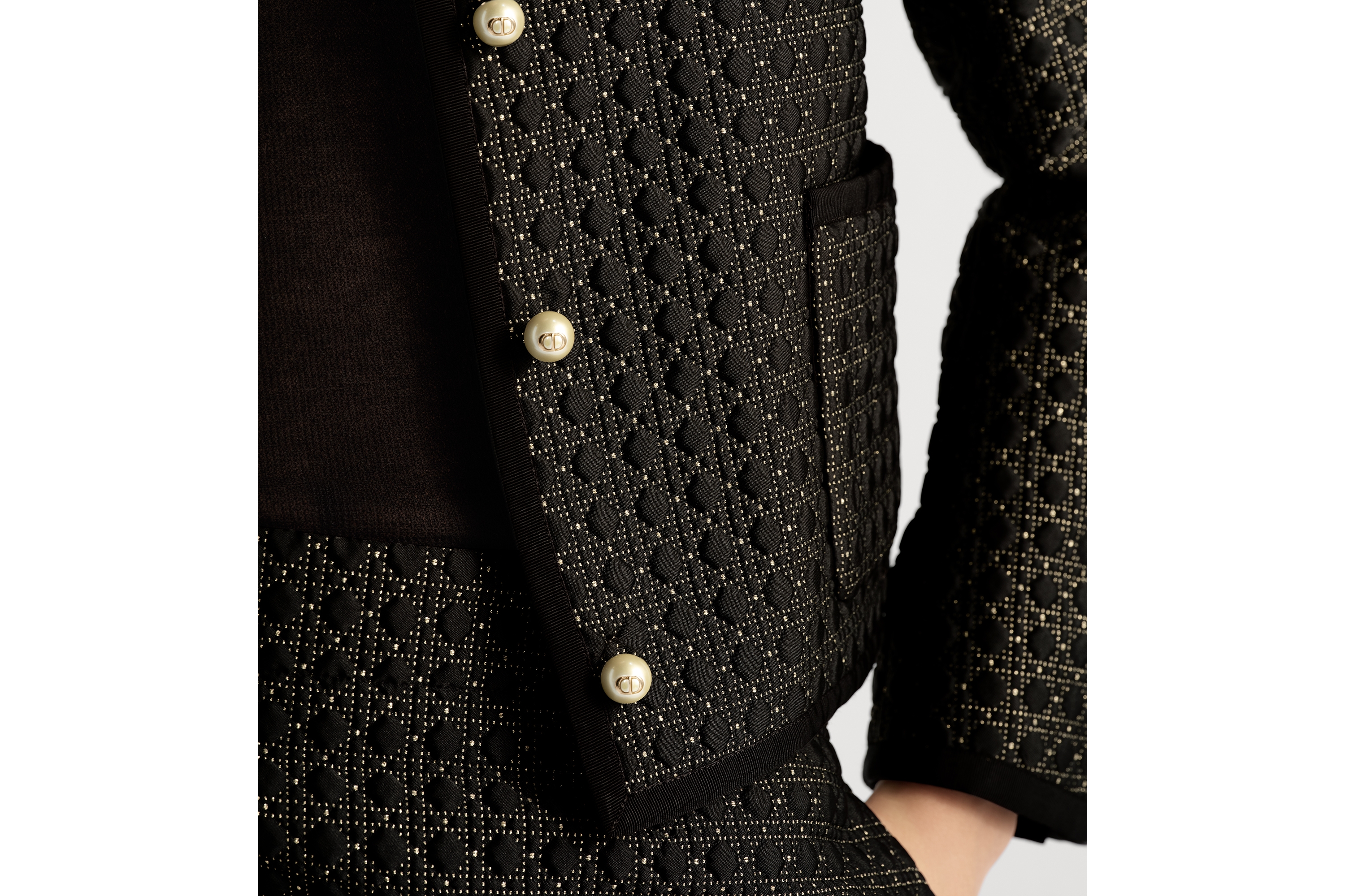 クロップド ジャケット マイクロカナージュ キルティング テクニカル ファブリック E13