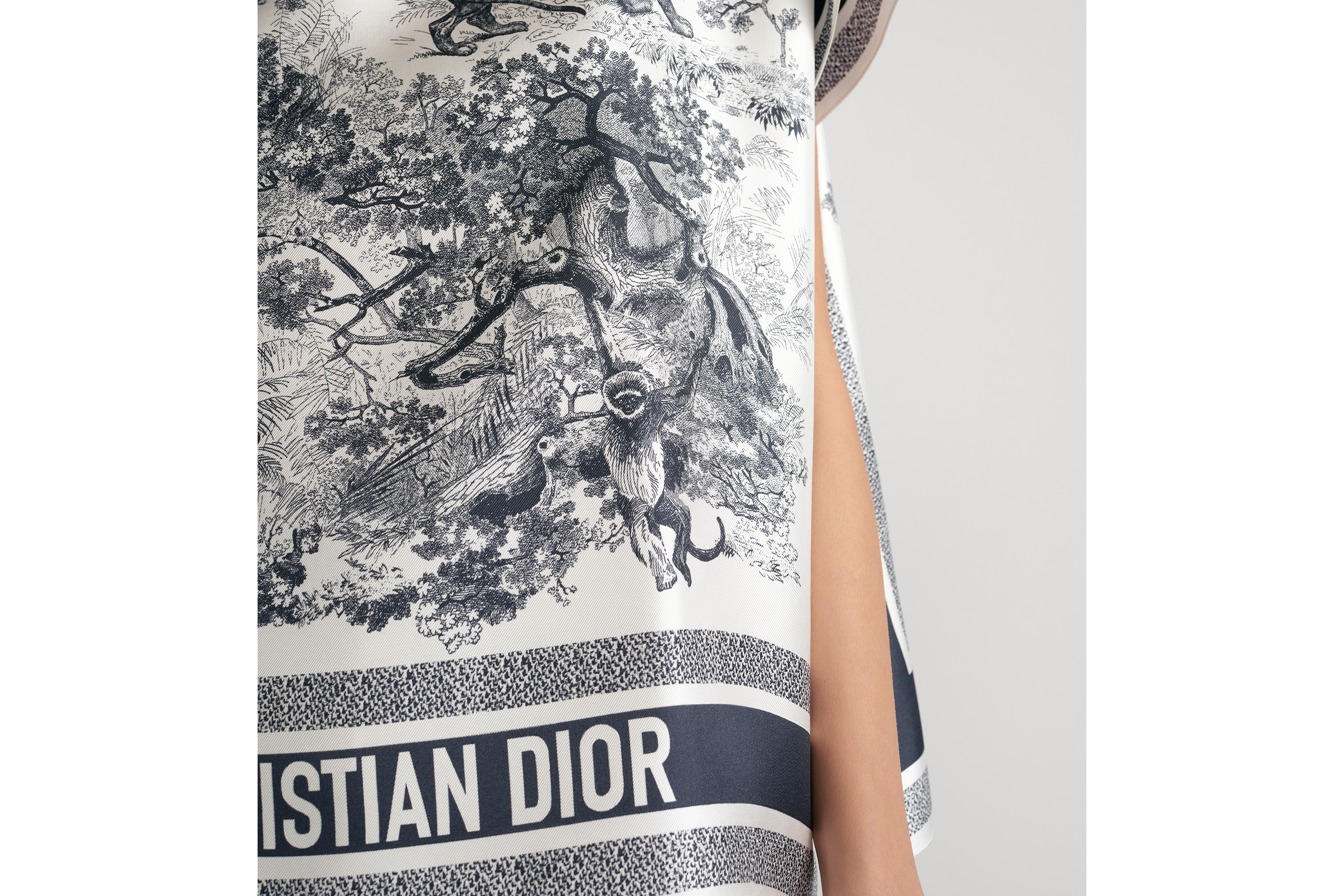 ディオール シルクシフォン 素敵なトップス ディオール シルク