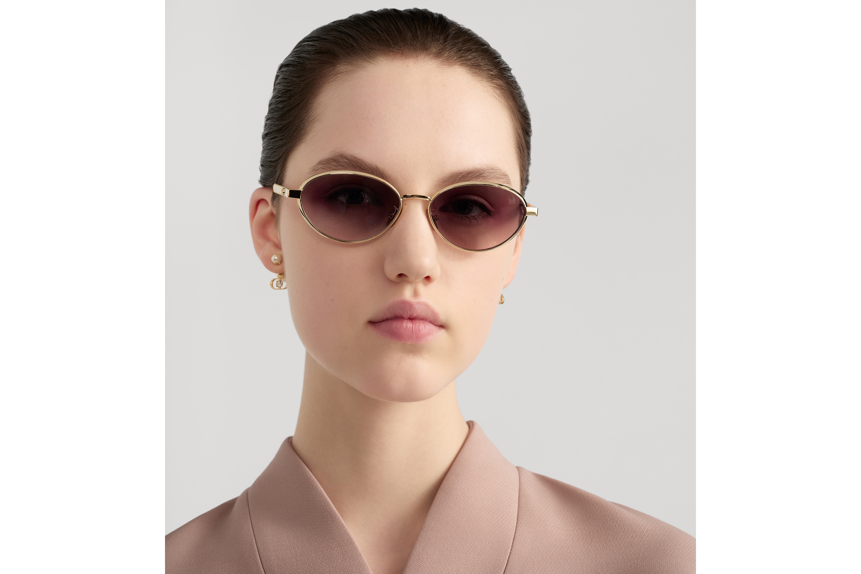Look DiorCannage R1U Gradient Pink Oval Sunglasses E08
