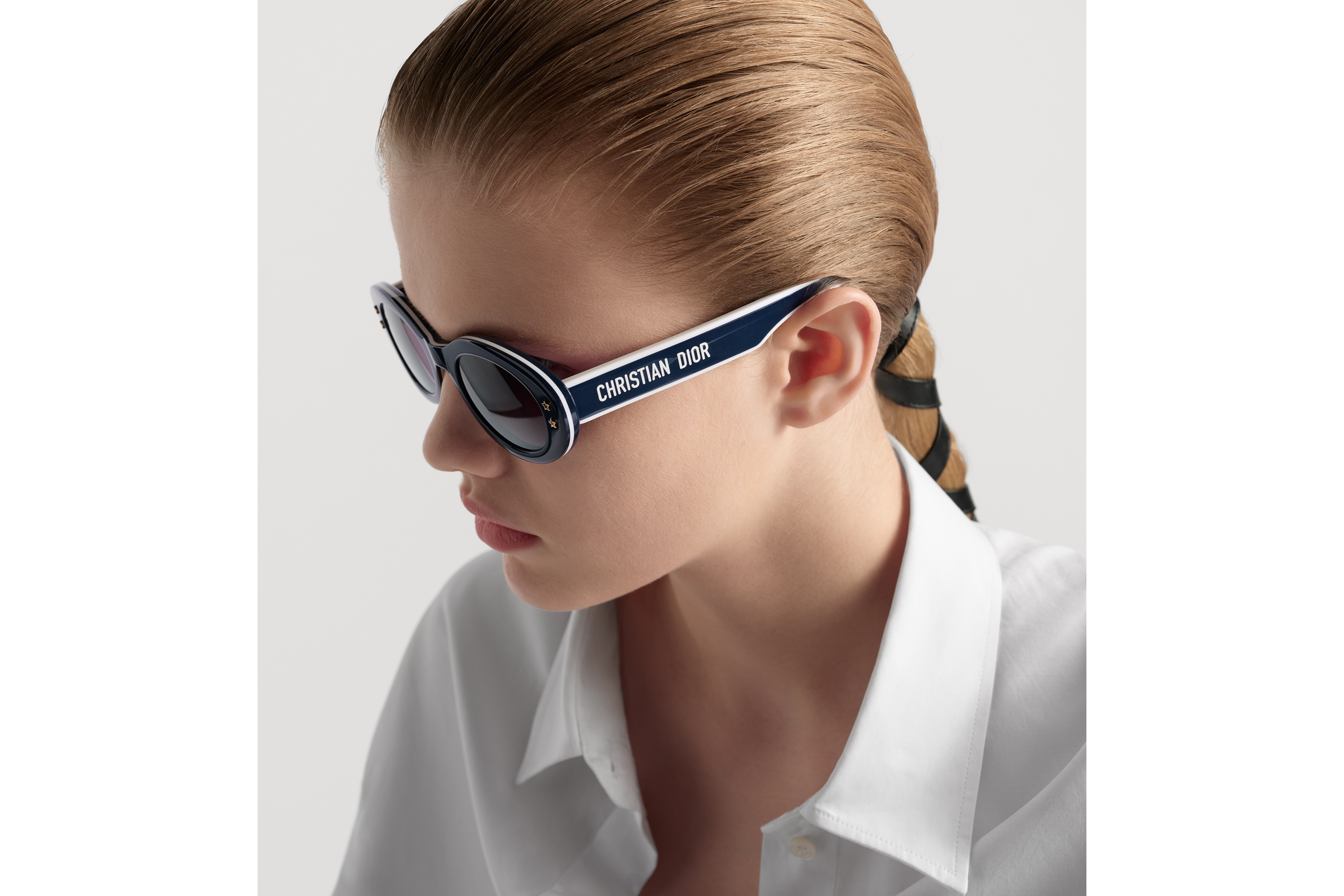 aria_zoomViewAlt - aria_imageAlt 2 - look_image_alt_prefix DiorPacific B4I Occhiali da sole ovali blu E07 (DiorPacific B4I)