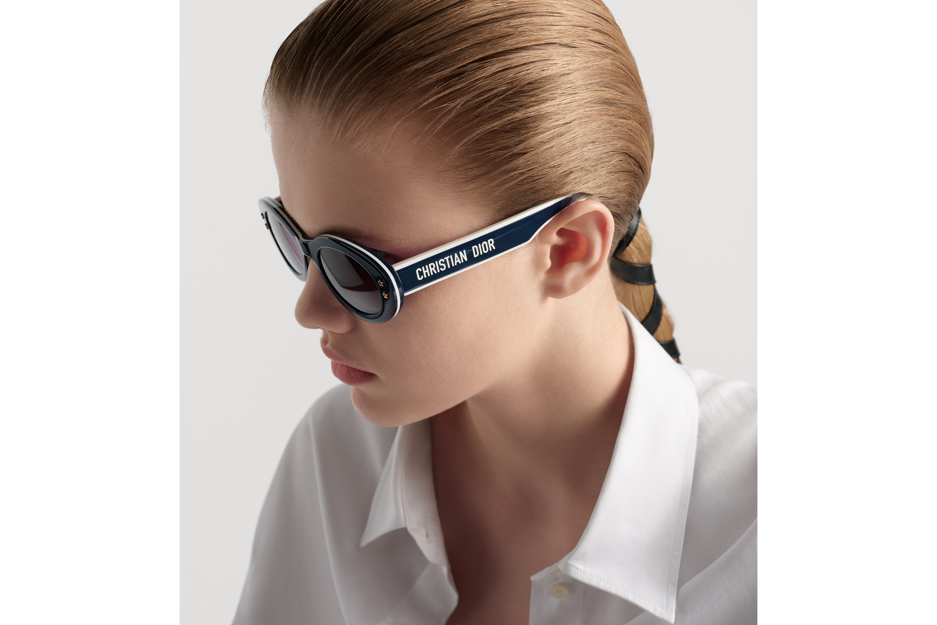 Look DiorPacific B4F Blue Oval Sunglasses E07