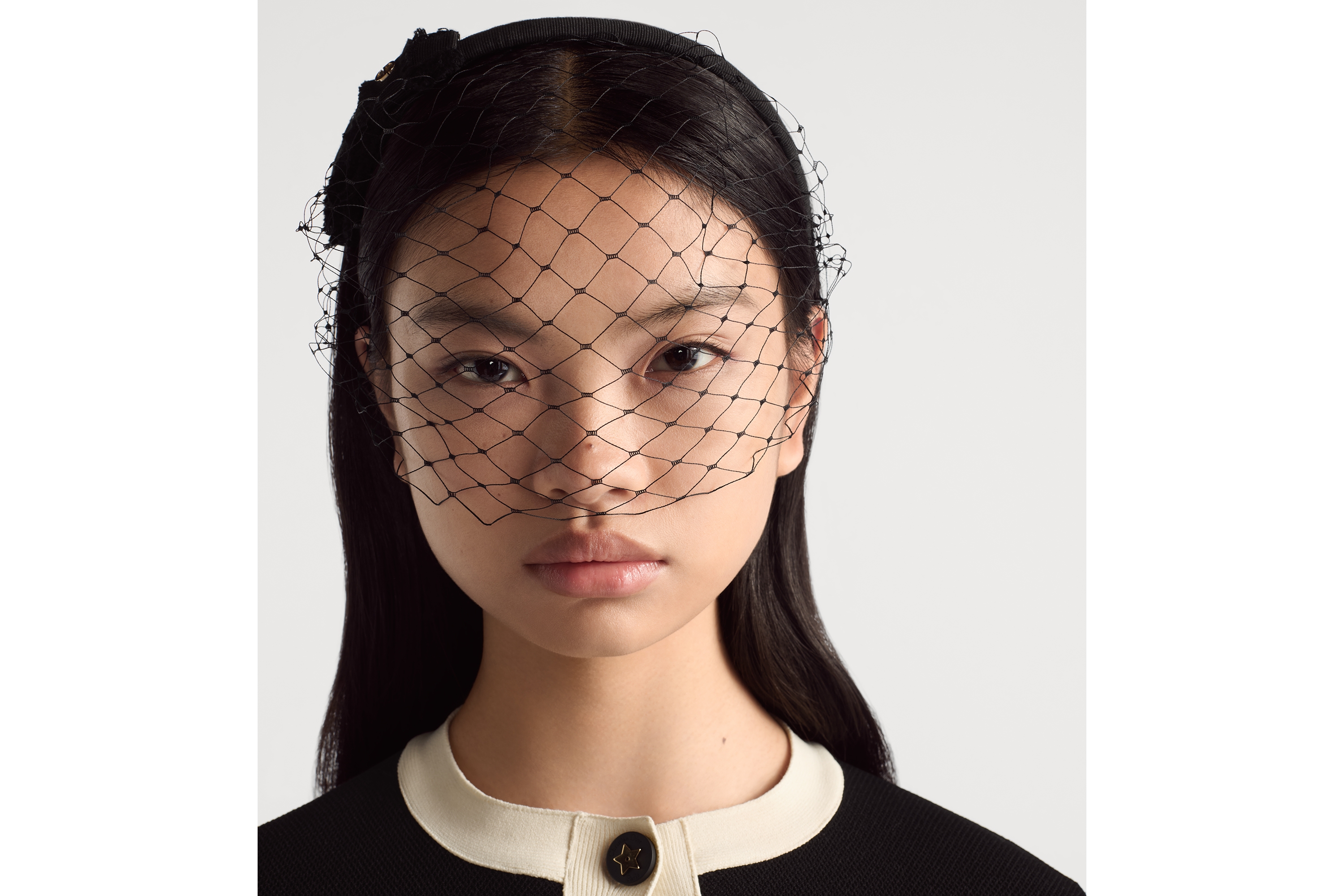 Adiorable Headband with Veil