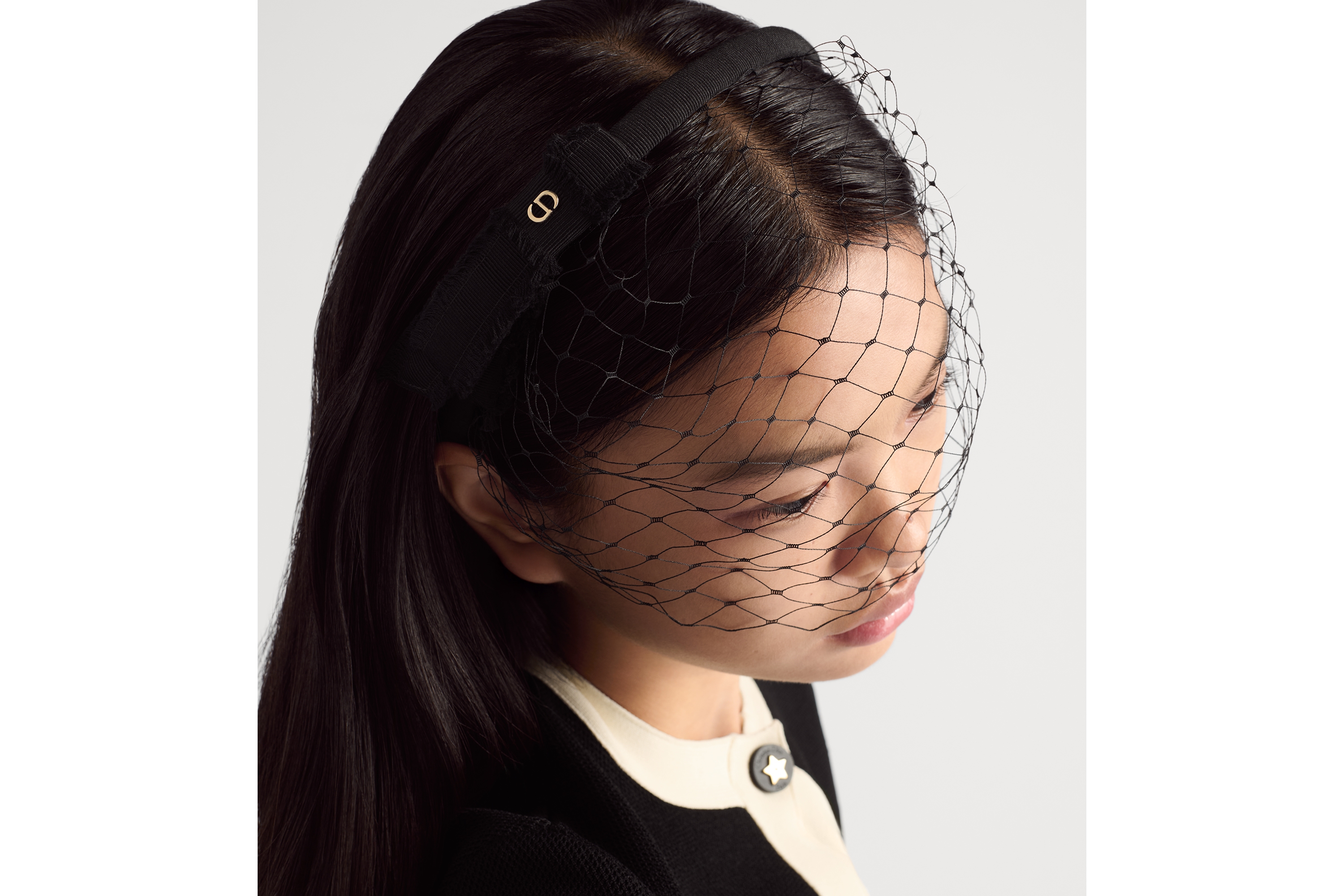 Adiorable Headband with Veil