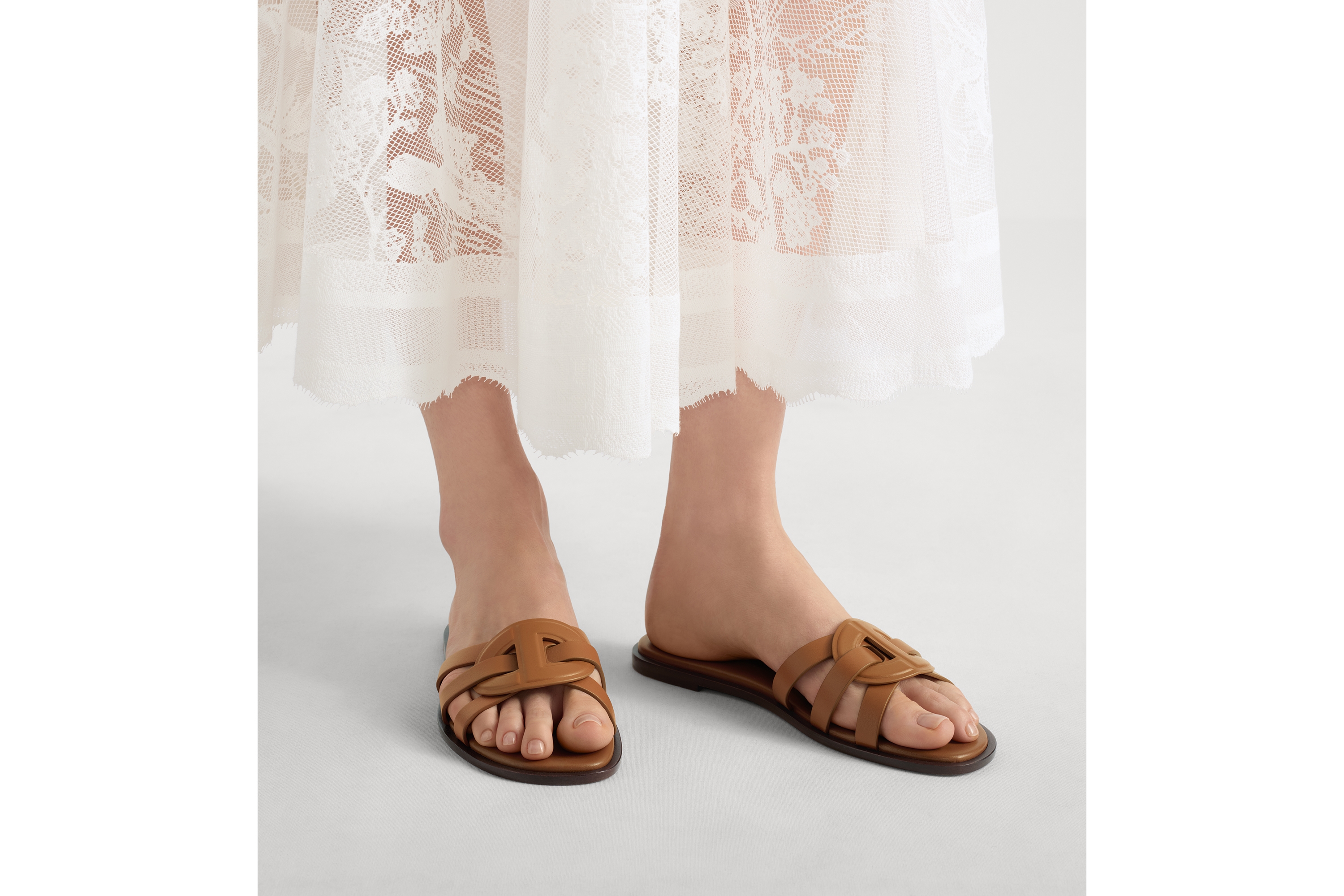DIOR 26S SLIDE SANDALS IN LIGHT PINK CALFSKIN CD LOGO