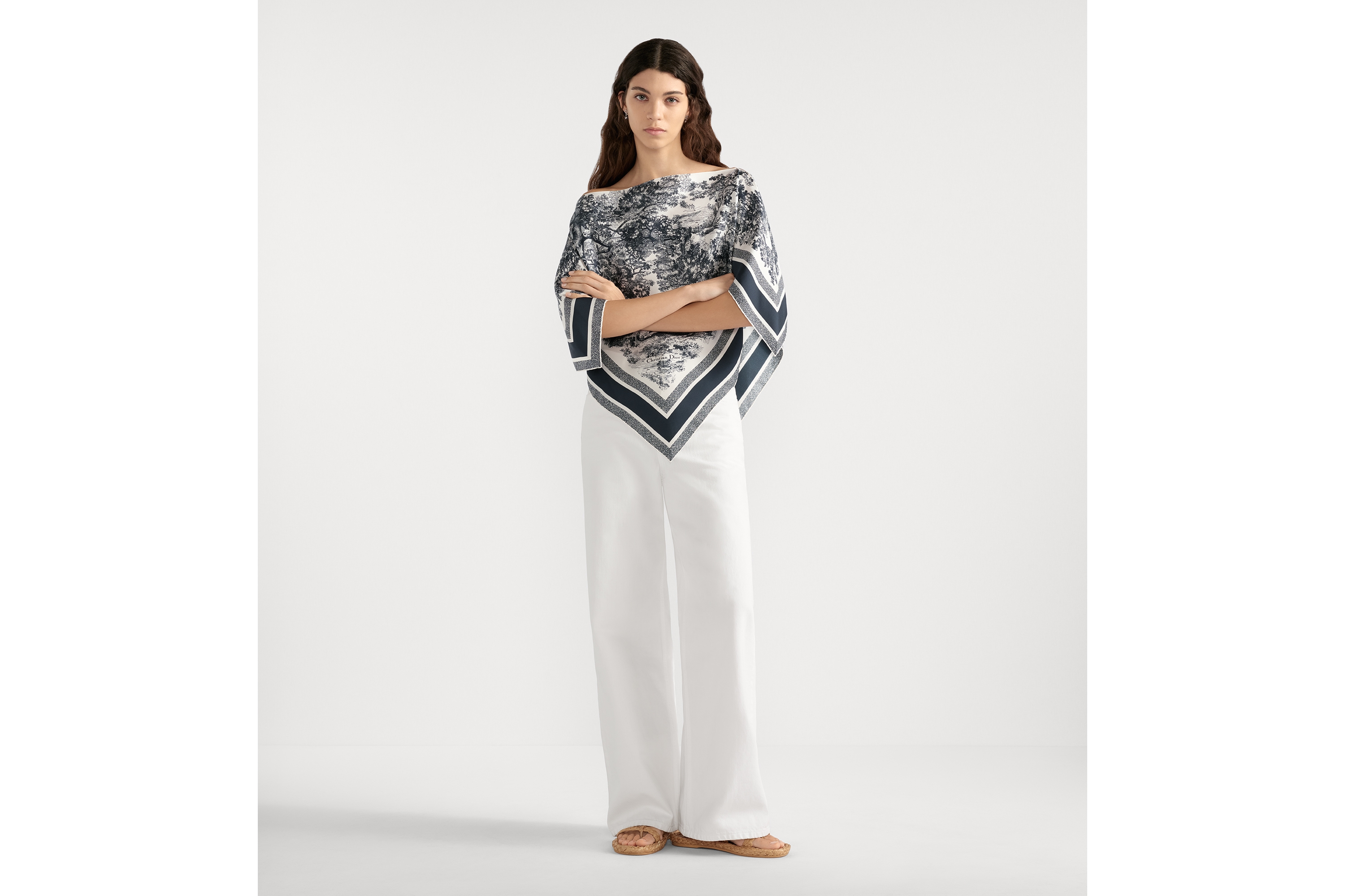 Look Toile de Jouy Sauvage Dior Silk Top Ecru and Navy Blue Silk Twill E01