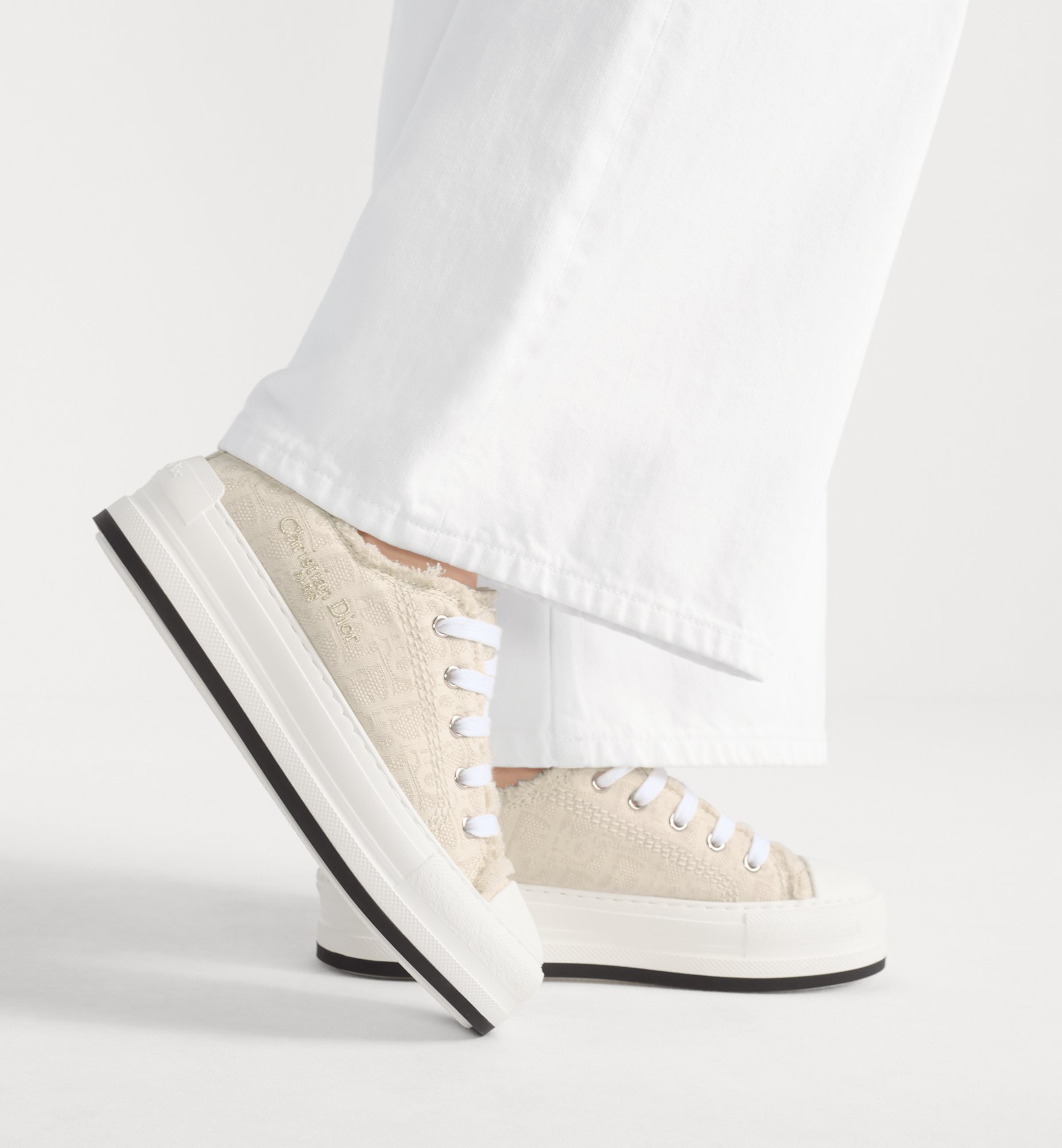 Walk'n'Dior Platform Sneaker Fringed Cotton Embroidered with Walk'n'Dior Platform Sneaker Fringed Cotton Embroidered with