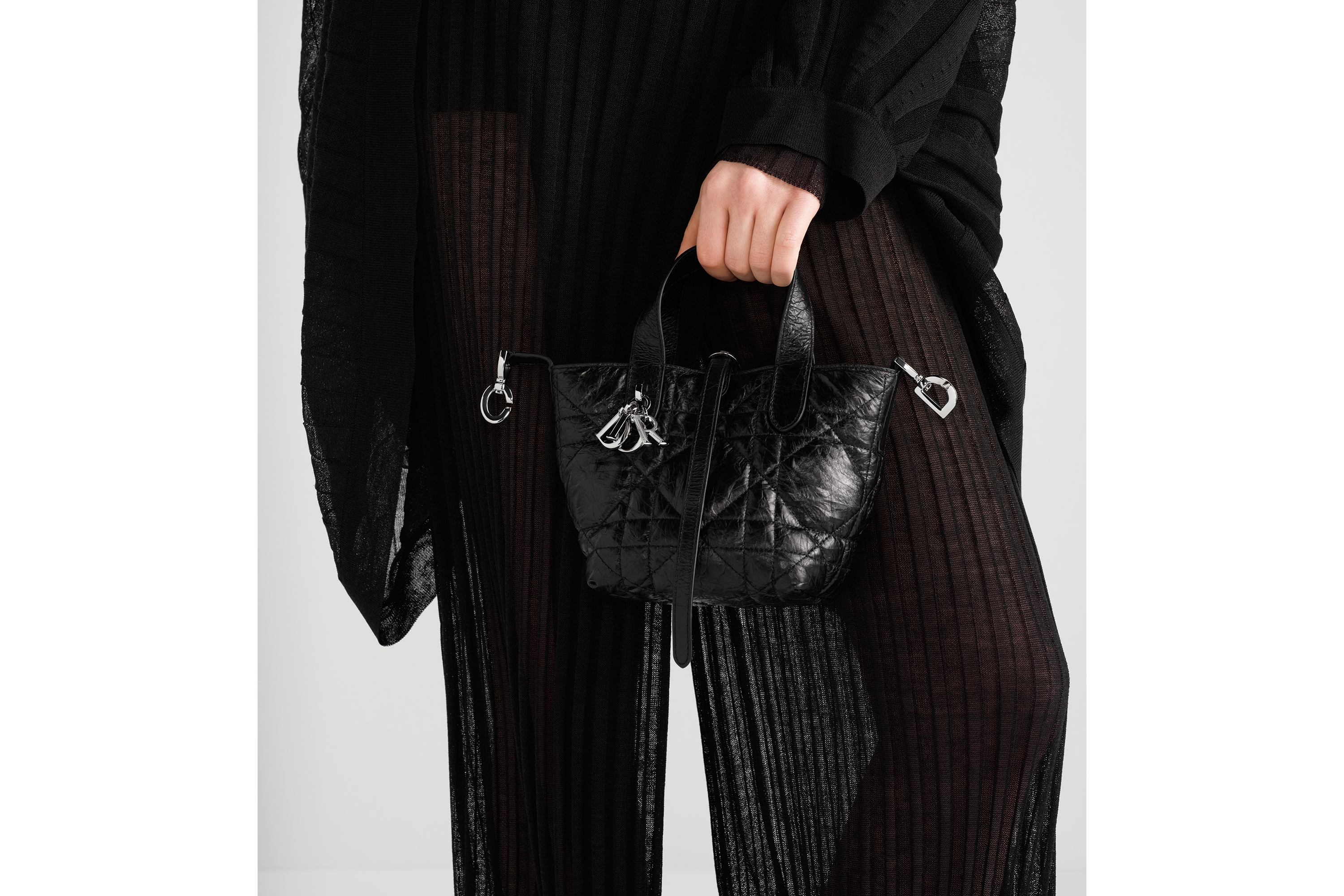 Look Dior Toujours Vertical Nano Tote Bag Black Macrocannage Crinkled Calfskin E10