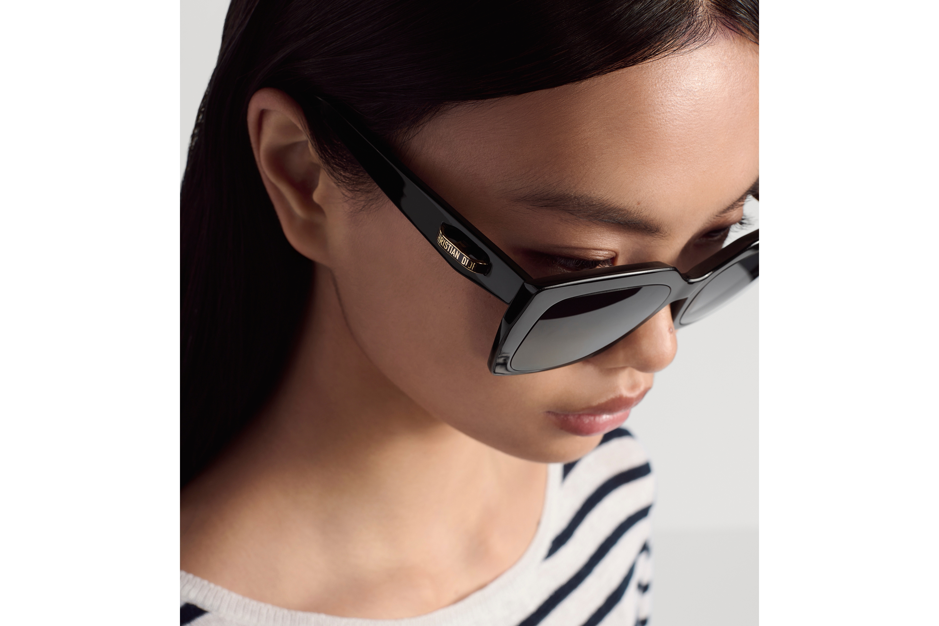 Look CDior S5I Black Square Sunglasses E08