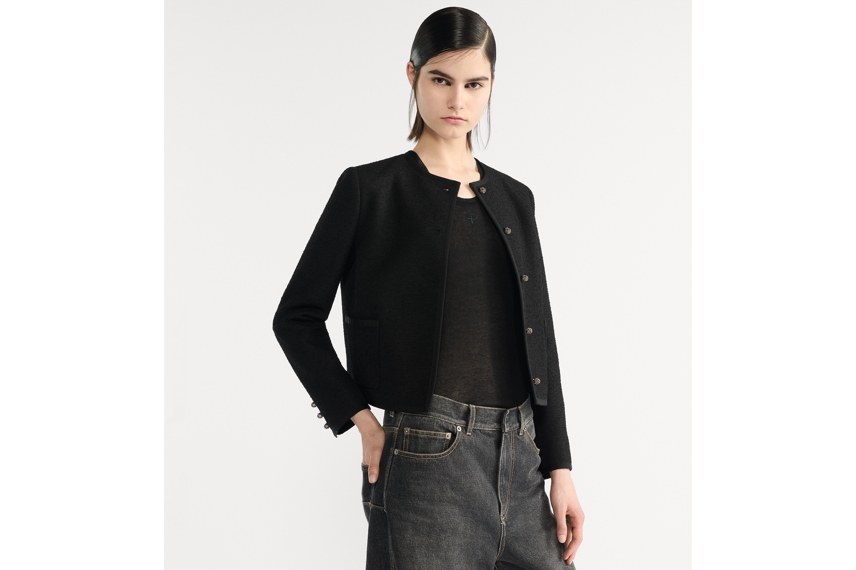 look_image_alt_prefix Jacke im Cropped-Stil Bouclé aus Schur- und Baumwollmischung in Schwarz E04
