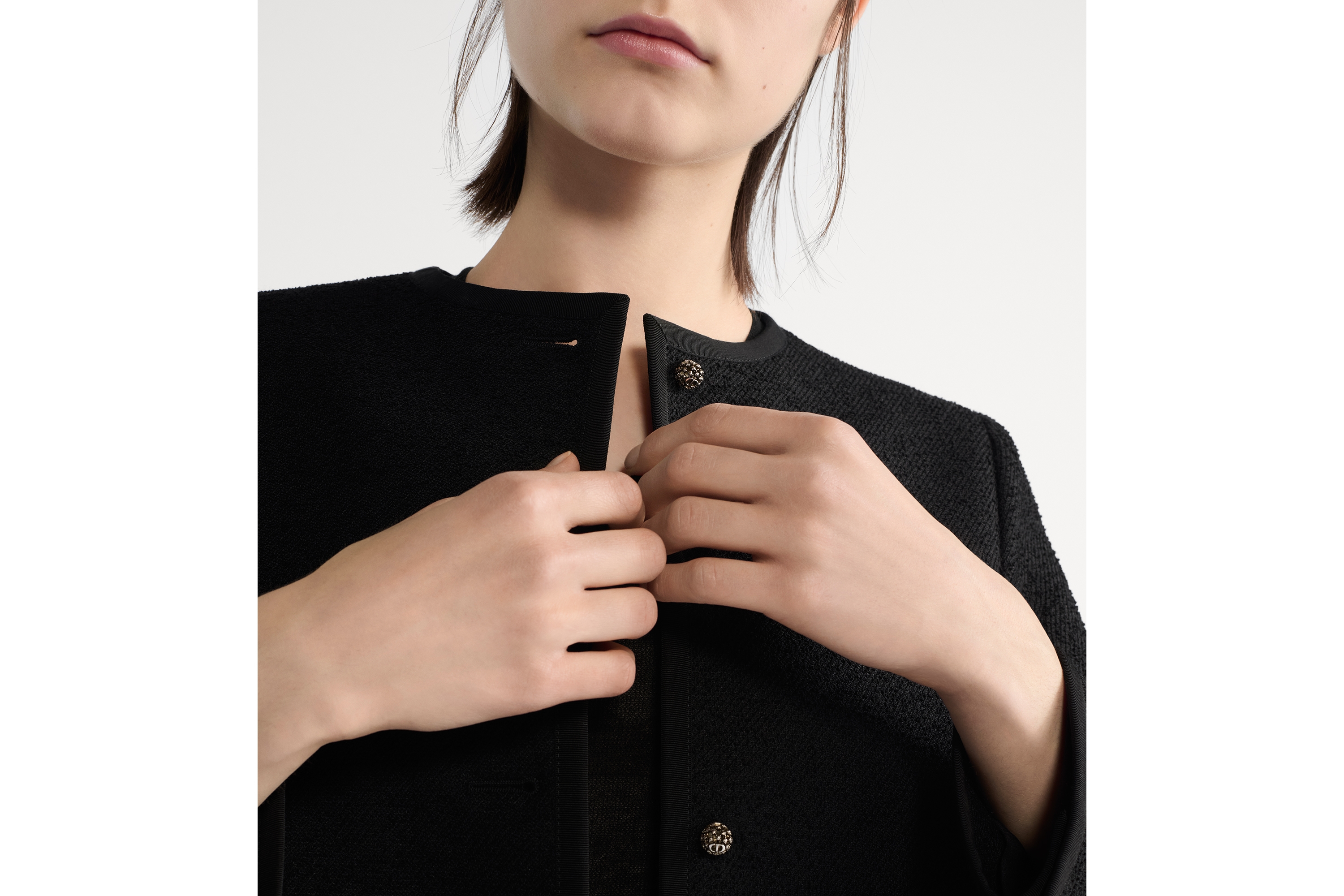 look_image_alt_prefix Jacke im Cropped-Stil Bouclé aus Schur- und Baumwollmischung in Schwarz E12