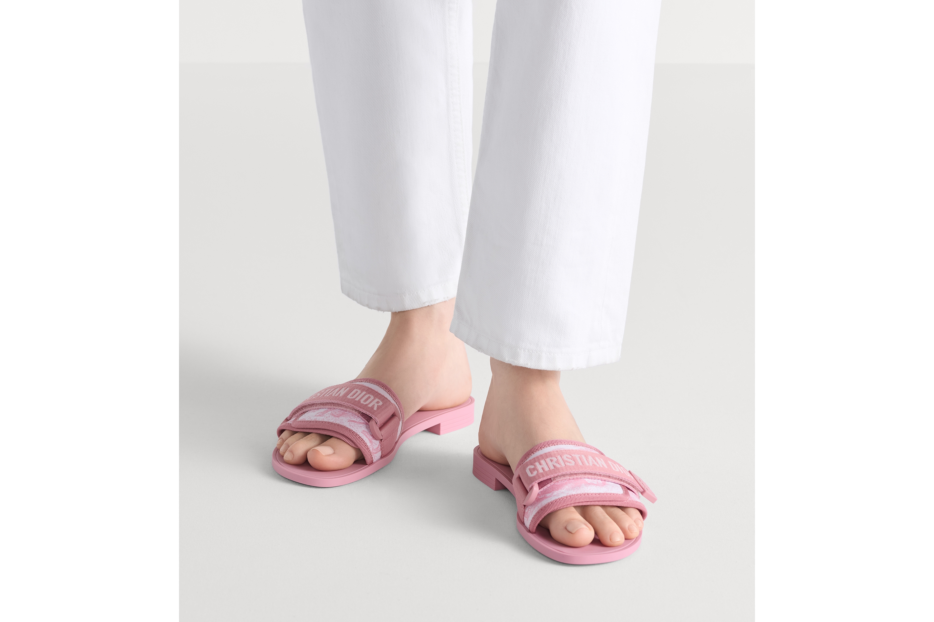 Look Dioriviera Dio(r)evolution Slide White and Begonia Pink Toile de Jouy Sauvage Technical Fabric E14