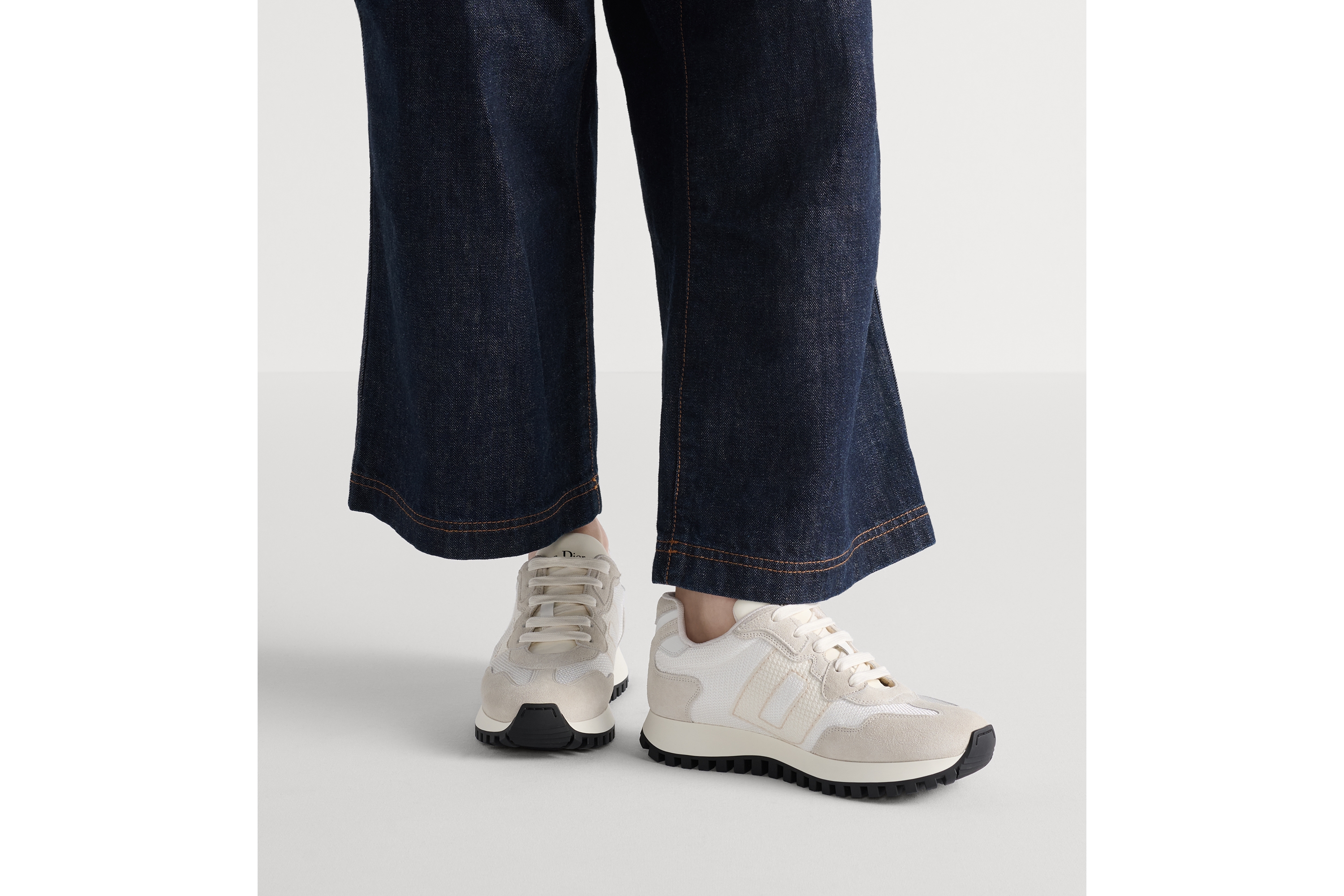 look_image_alt_prefix Sneaker C'est Dior Tela técnica branca e couro de vitelo com couro de vitelo acamurçado bege E14