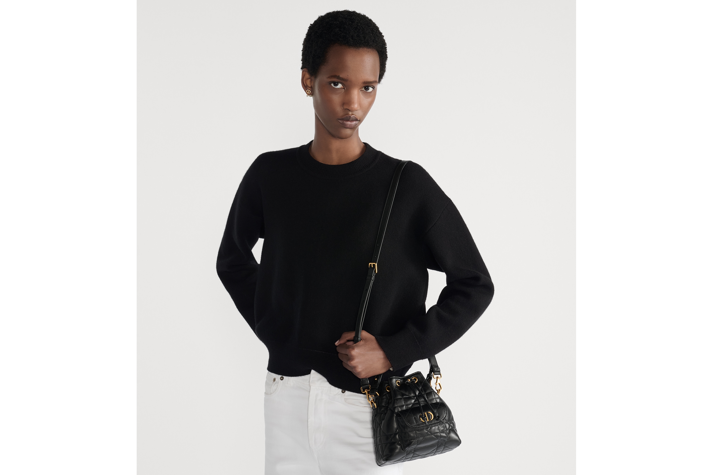 Look Mini Dior Caro Bucket Bag Black Macrocannage Lambskin E05