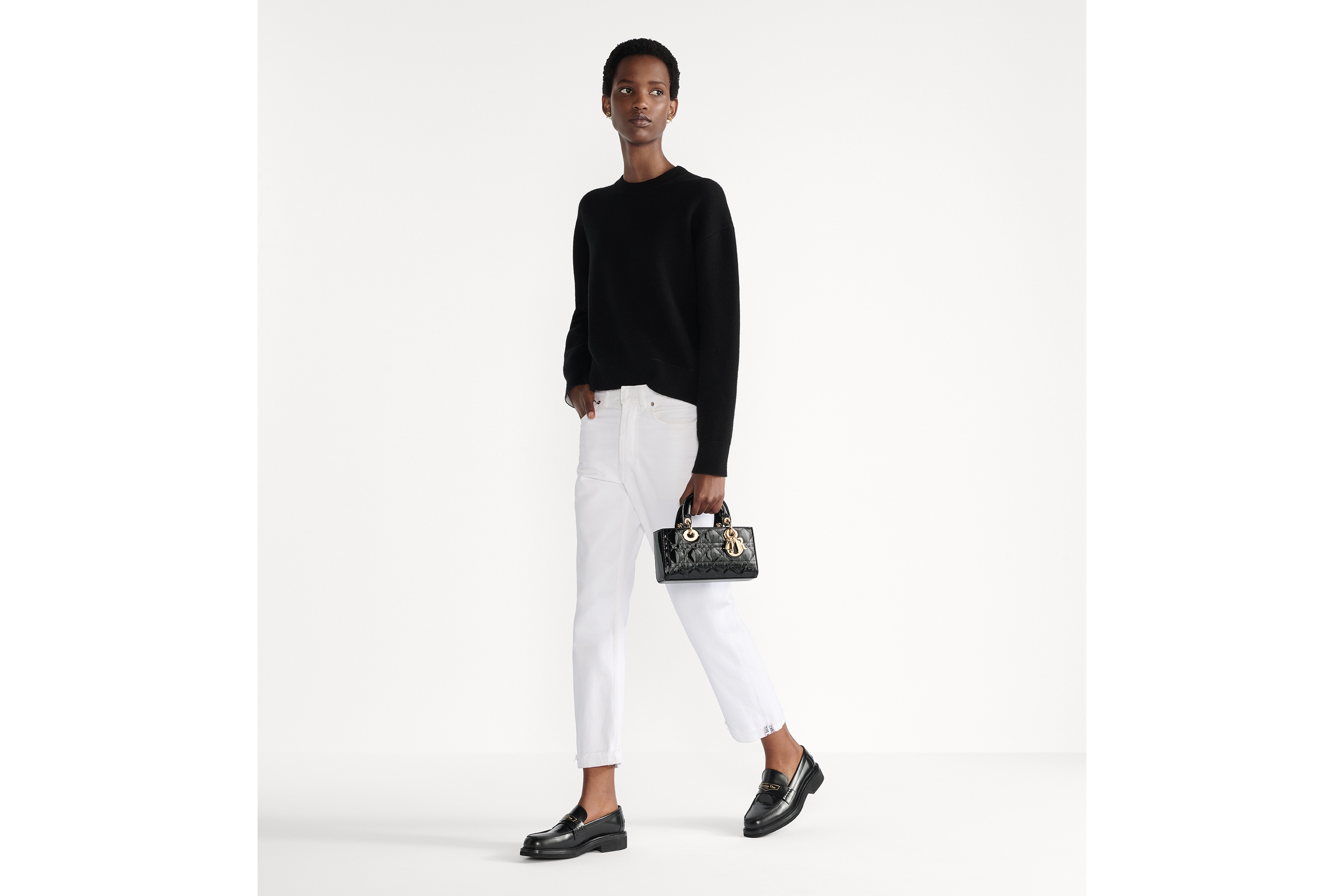 look_image_alt_prefix Kleine Lady D-Joy Tasche Cannage Kalbslackleder in Schwarz E02