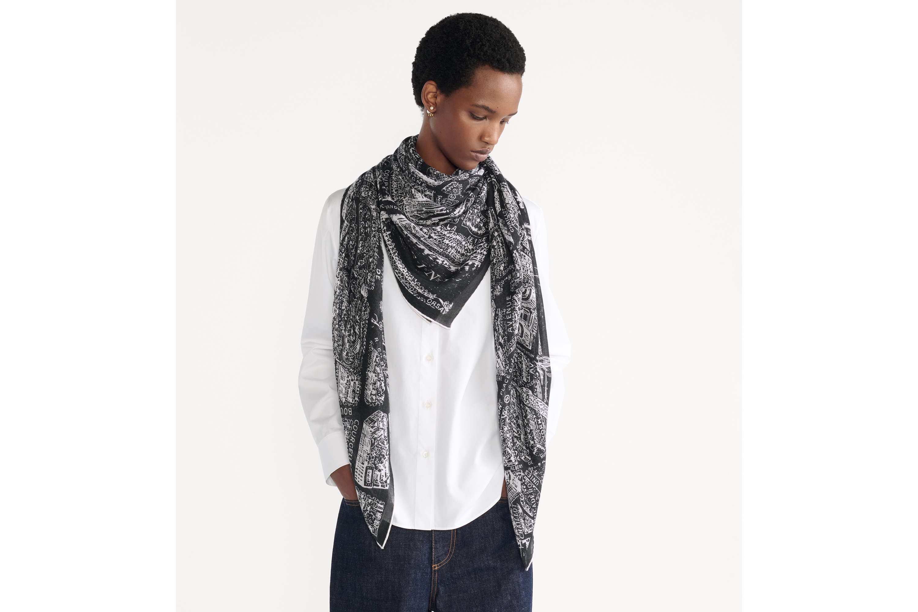 Look Plan de Paris Shawl Black and White Cashmere E04