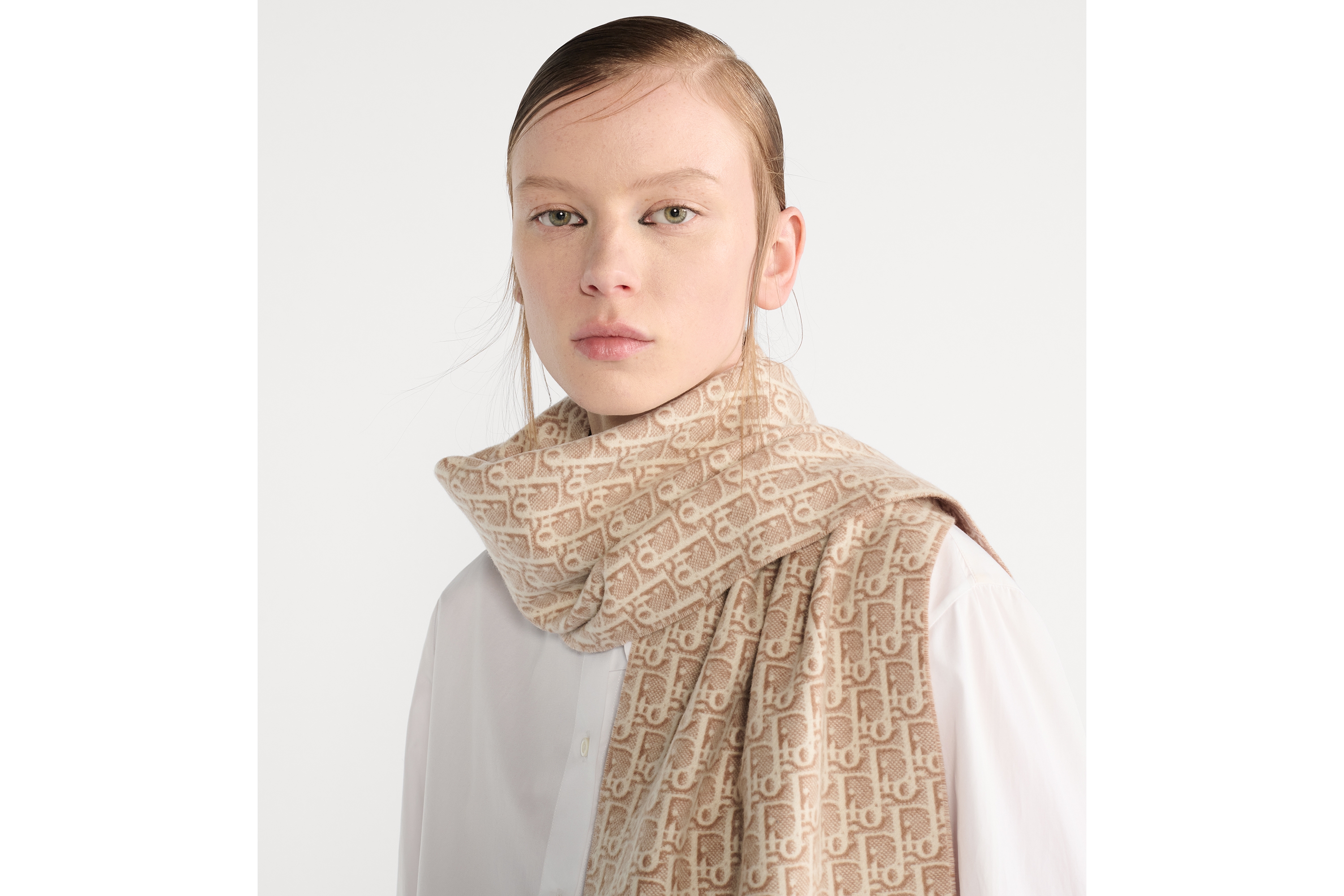 look_image_alt_prefix Dior Oblique Natte-sjaal Ecru en hazelnootbruin kasjmier E07