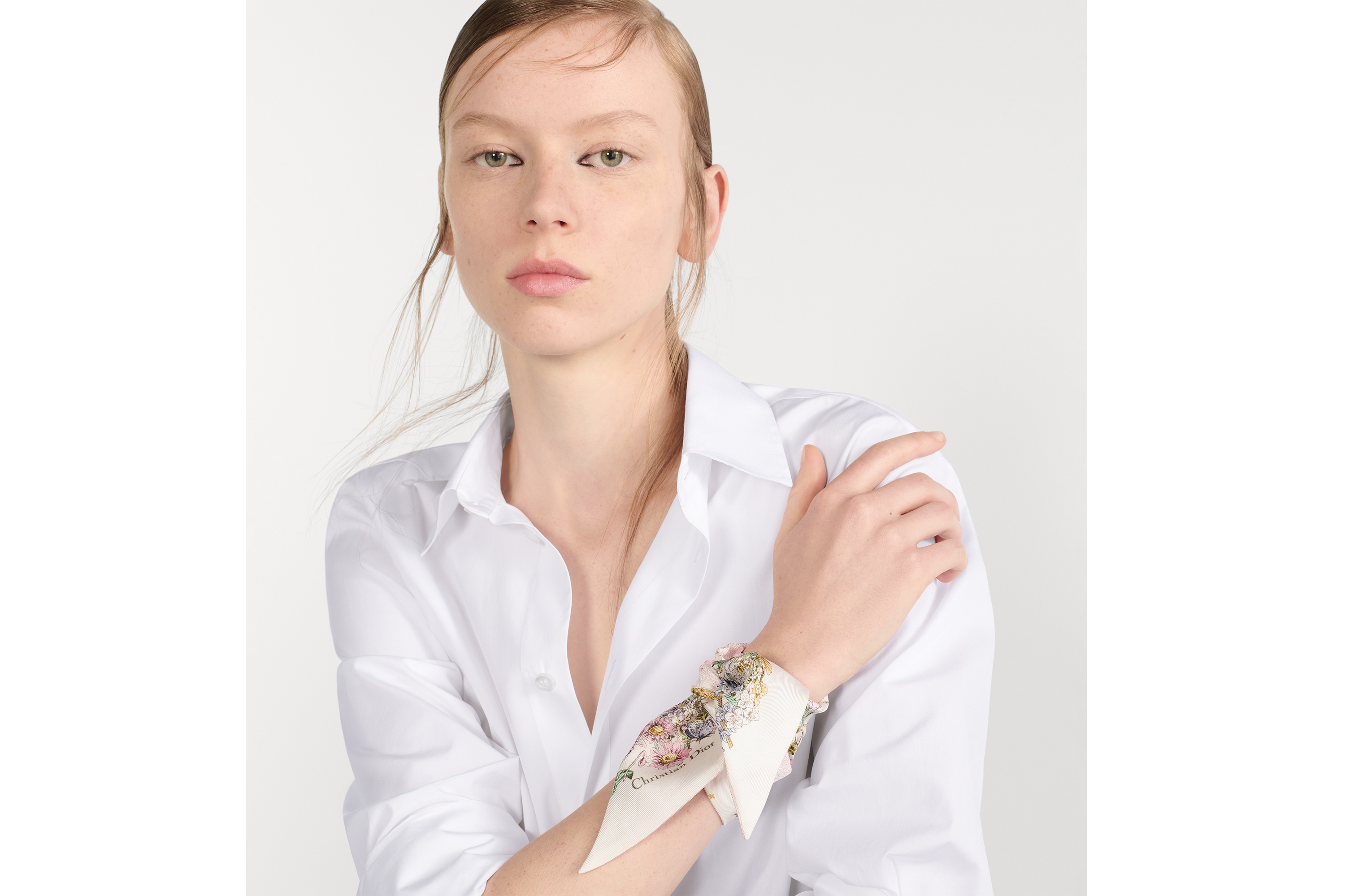 n*z様 ミッツァ スカーフ DIOR ☆大人気☆【Dior】ミッツァ スカーフ オブリーク シルクツイル