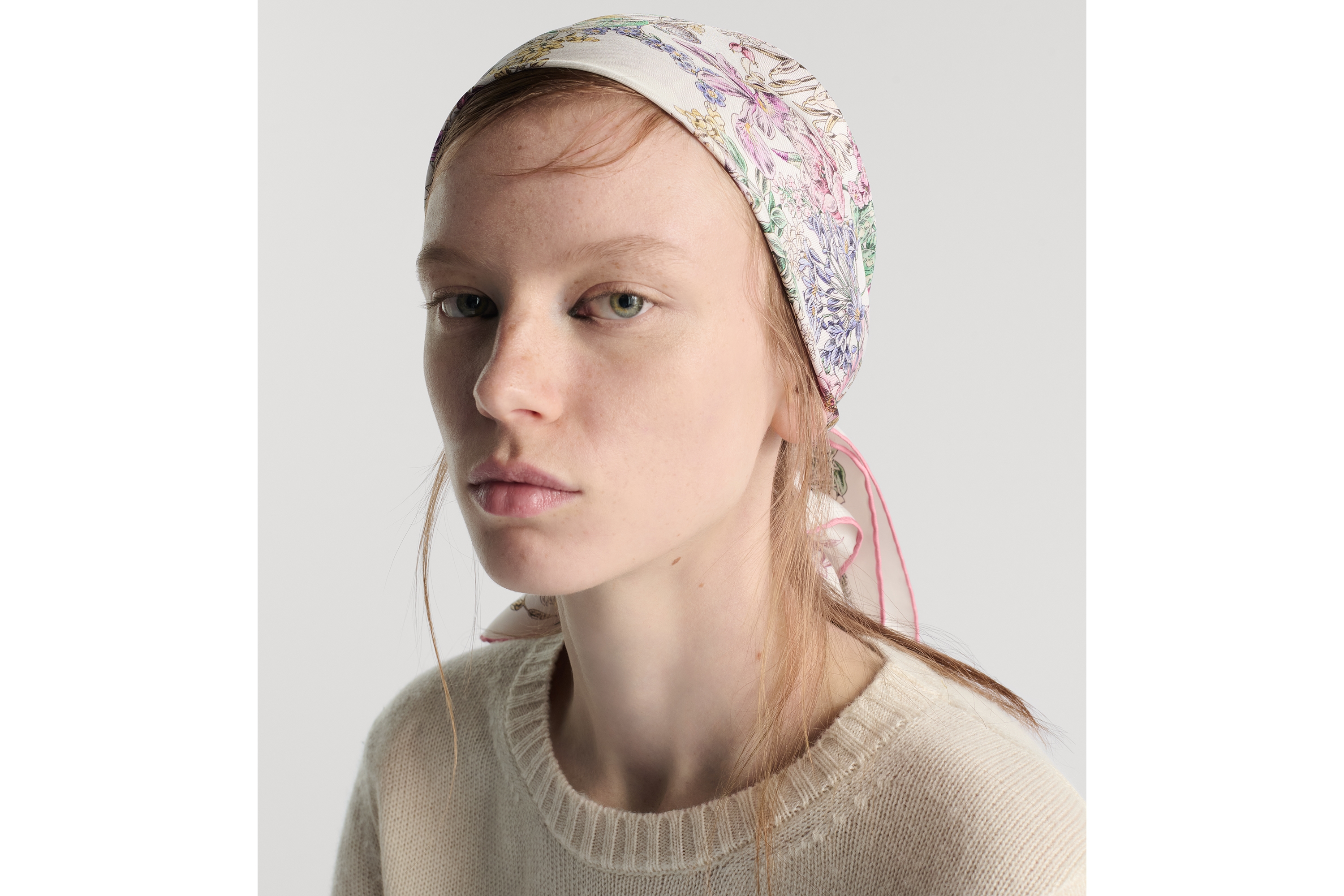 Look Dior Star 70 Square Scarf White, Multicolor and Pink Silk Twill E07